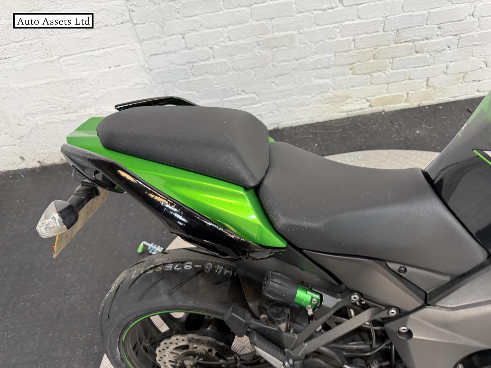 Kawasaki Z1000 SX 1000 ABS Sports Tourer Petrol Manual (142 ps)