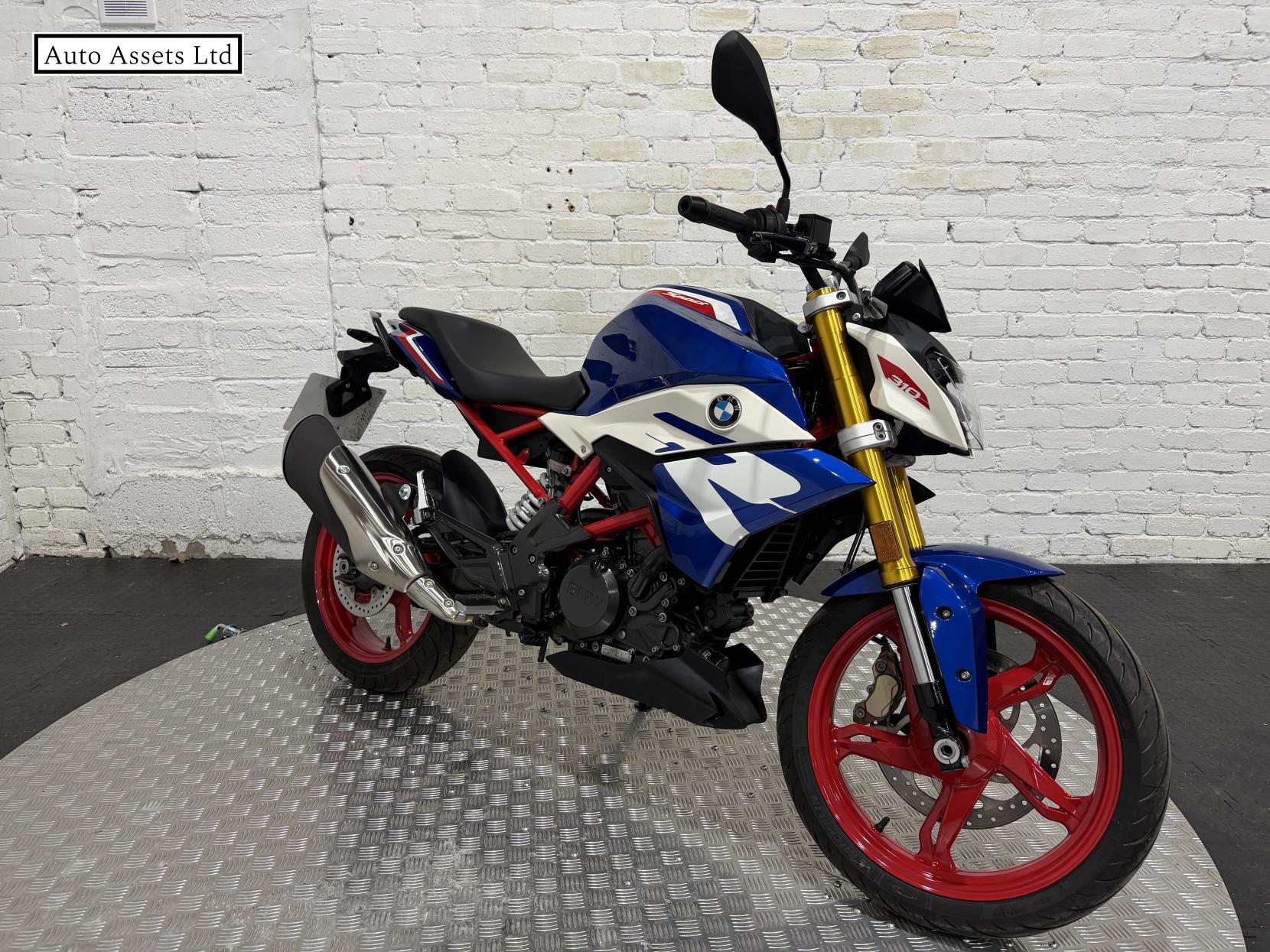 BMW G 310 R 310 Naked Petrol Manual Euro 5 (34 ps)