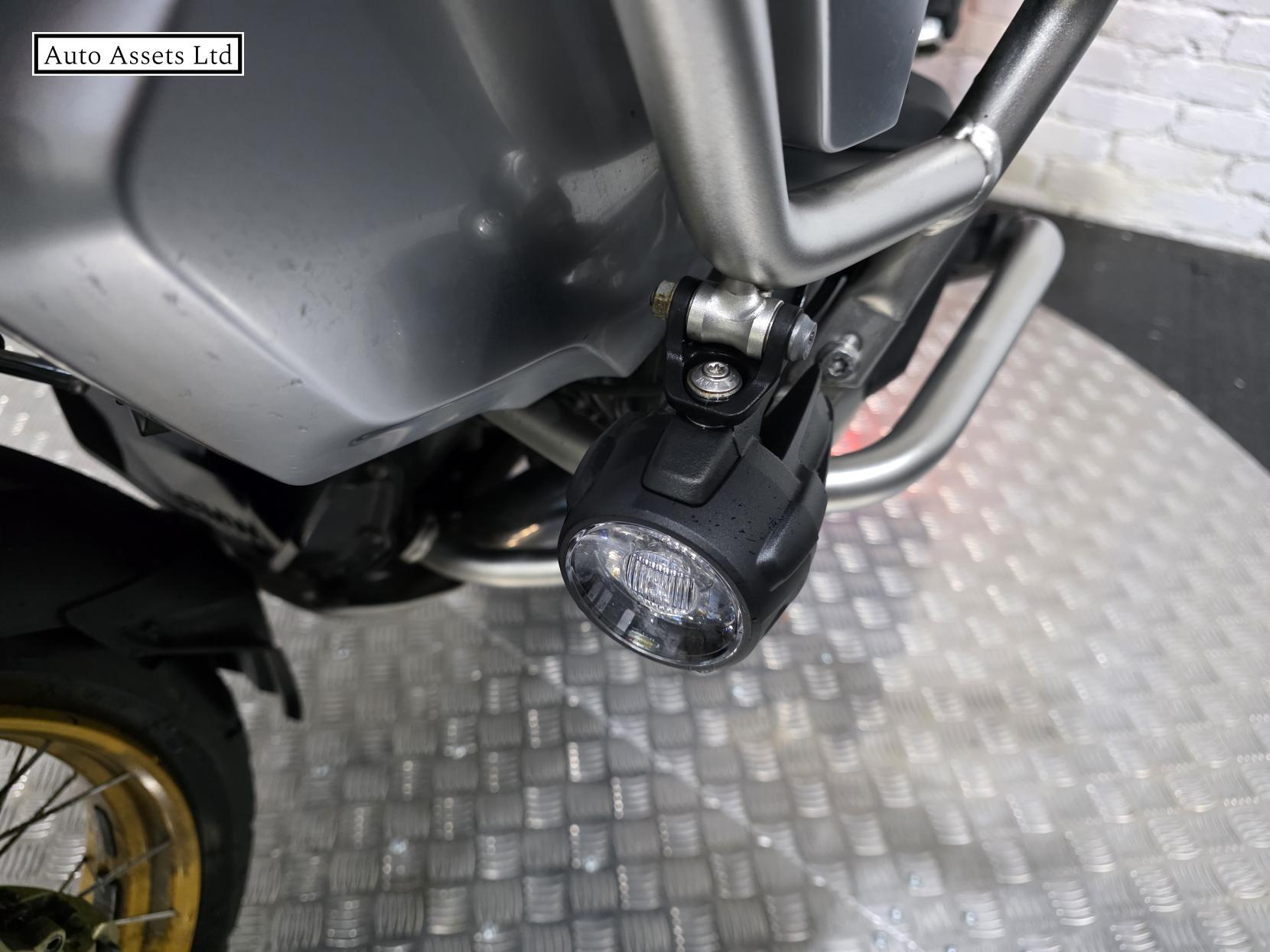 BMW R 1250 GS Adventure 1250 TE Adventure Petrol Manual Euro 5 (136 ps)