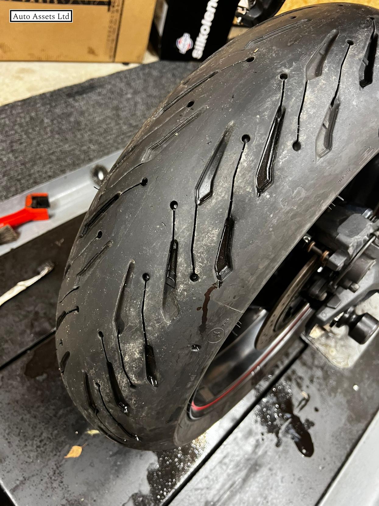 Triumph Street Triple 675 675 R Naked Petrol Manual O ring (106 ps)