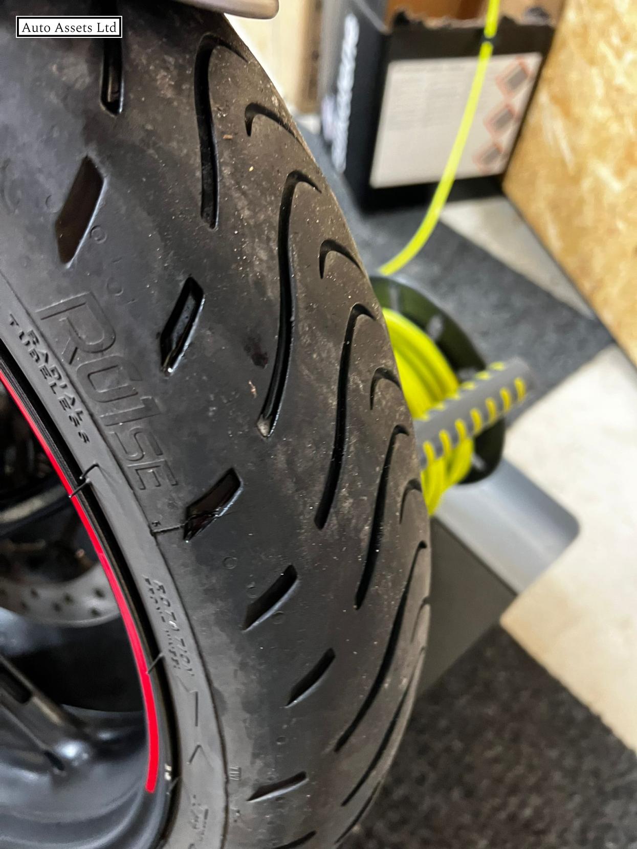 Triumph Street Triple 675 675 R Naked Petrol Manual O ring (106 ps)