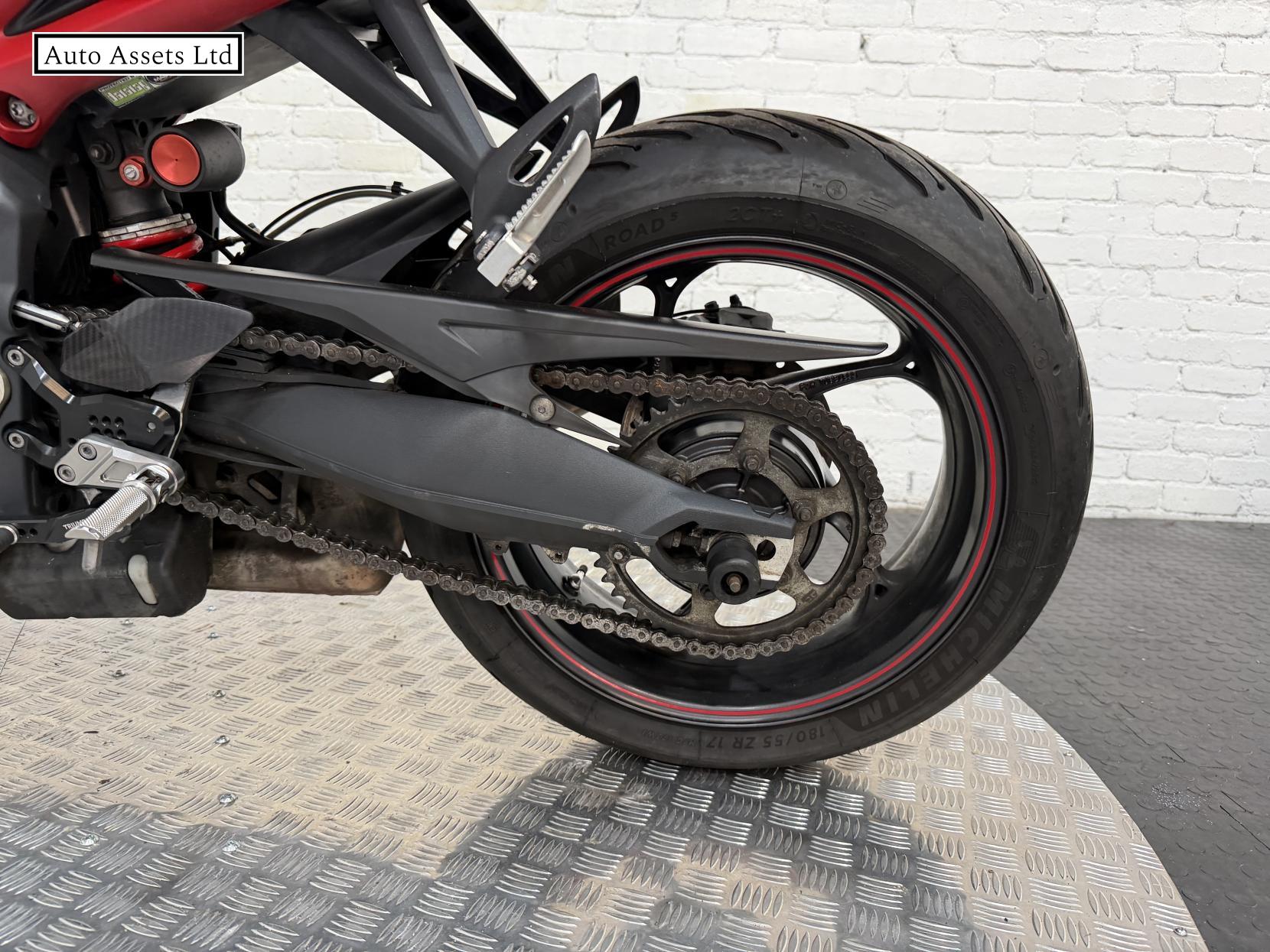 Triumph Street Triple 675 675 R Naked Petrol Manual O ring (106 ps)