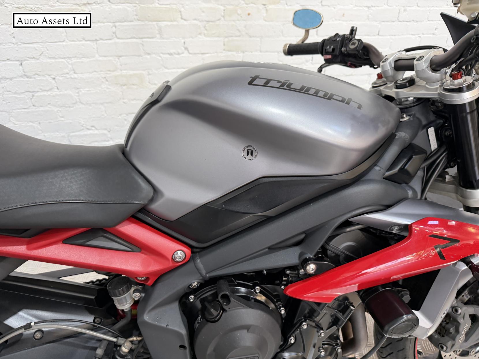 Triumph Street Triple 675 675 R Naked Petrol Manual O ring (106 ps)