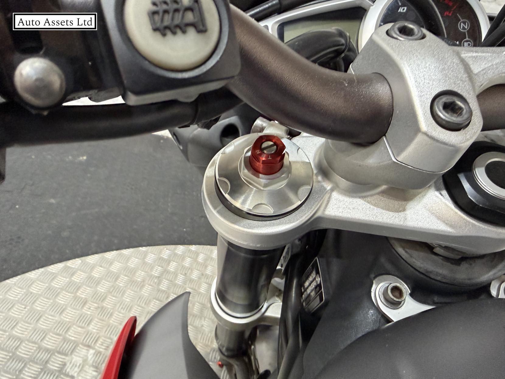 Triumph Street Triple 675 675 R Naked Petrol Manual O ring (106 ps)