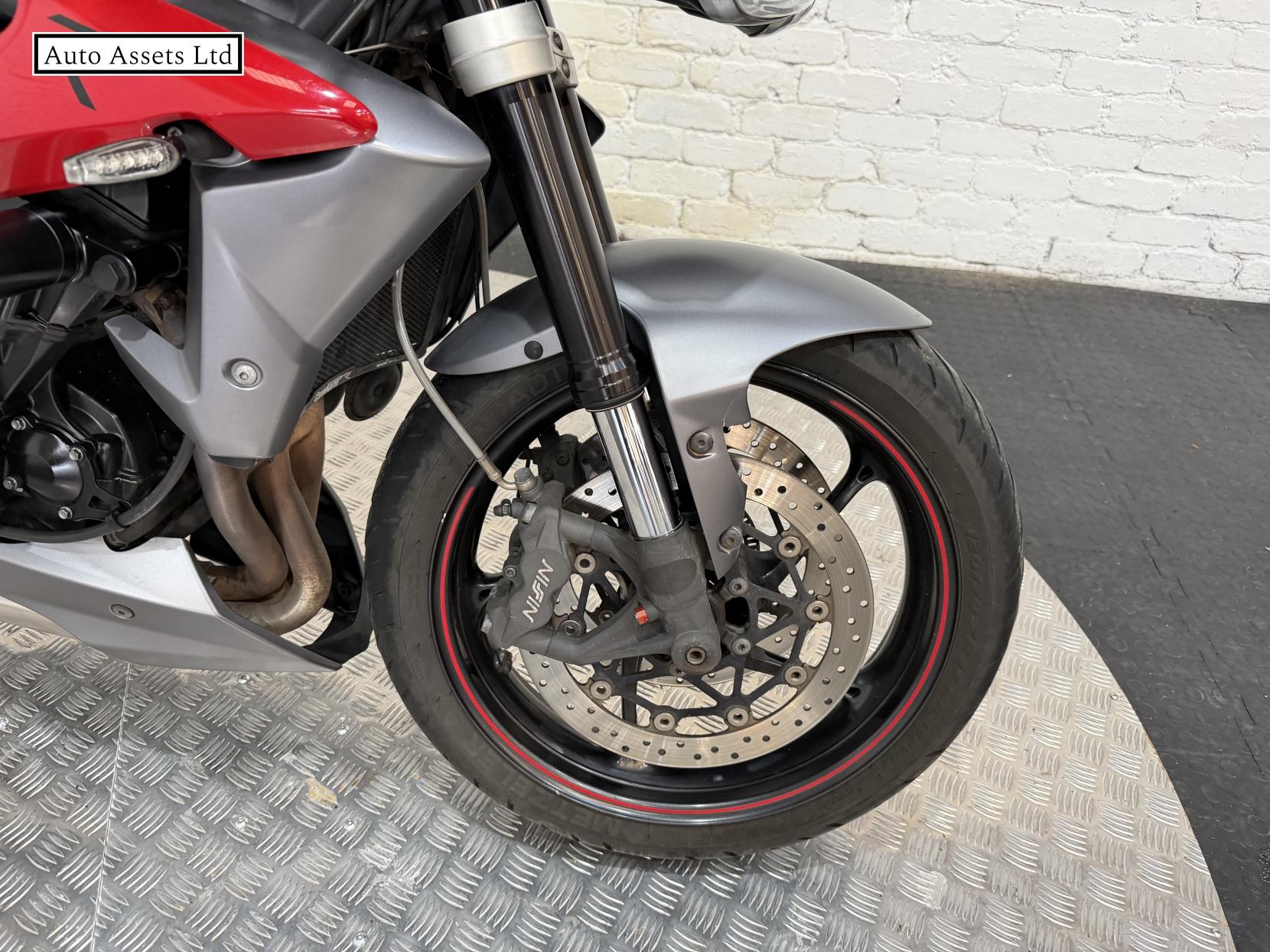 Triumph Street Triple 675 675 R Naked Petrol Manual O ring (106 ps)