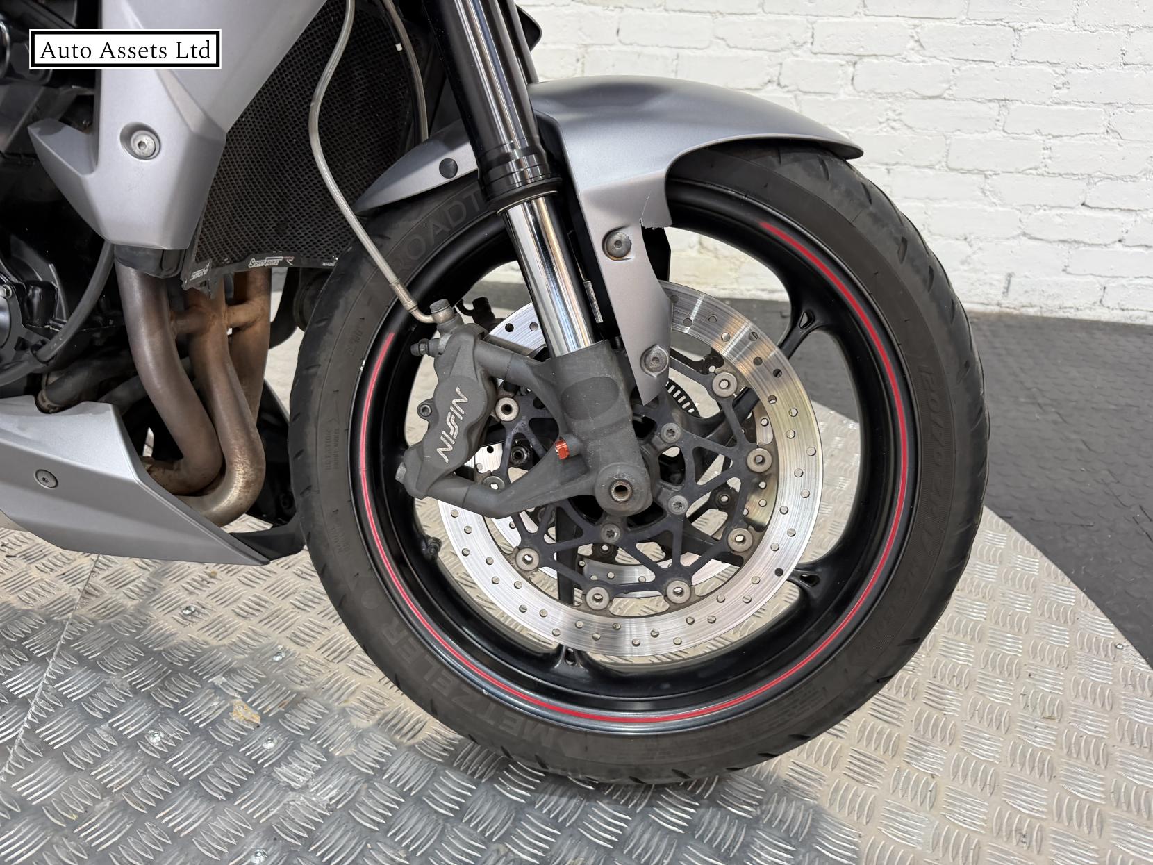 Triumph Street Triple 675 675 R Naked Petrol Manual O ring (106 ps)