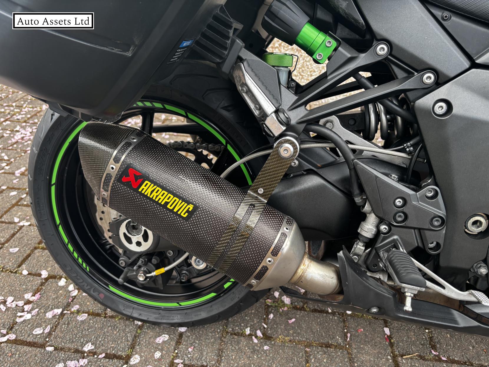 Kawasaki Z1000 SX 1000 ABS Sports Tourer Petrol Manual (142 ps)