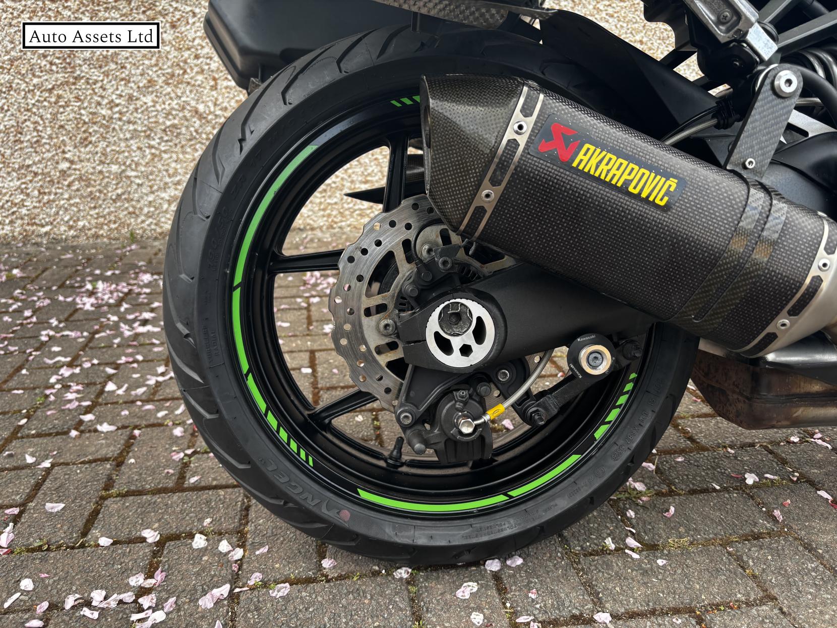 Kawasaki Z1000 SX 1000 ABS Sports Tourer Petrol Manual (142 ps)