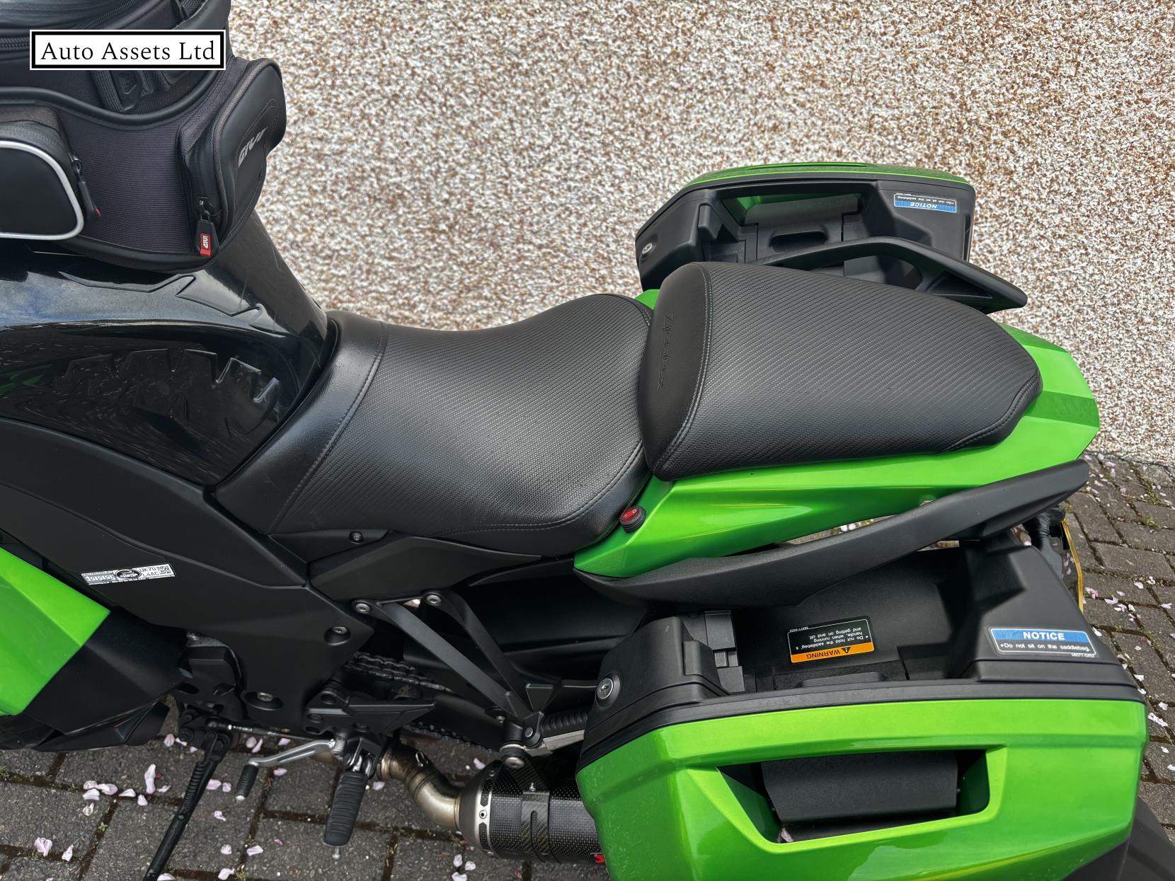 Kawasaki Z1000 SX 1000 ABS Sports Tourer Petrol Manual (142 ps)
