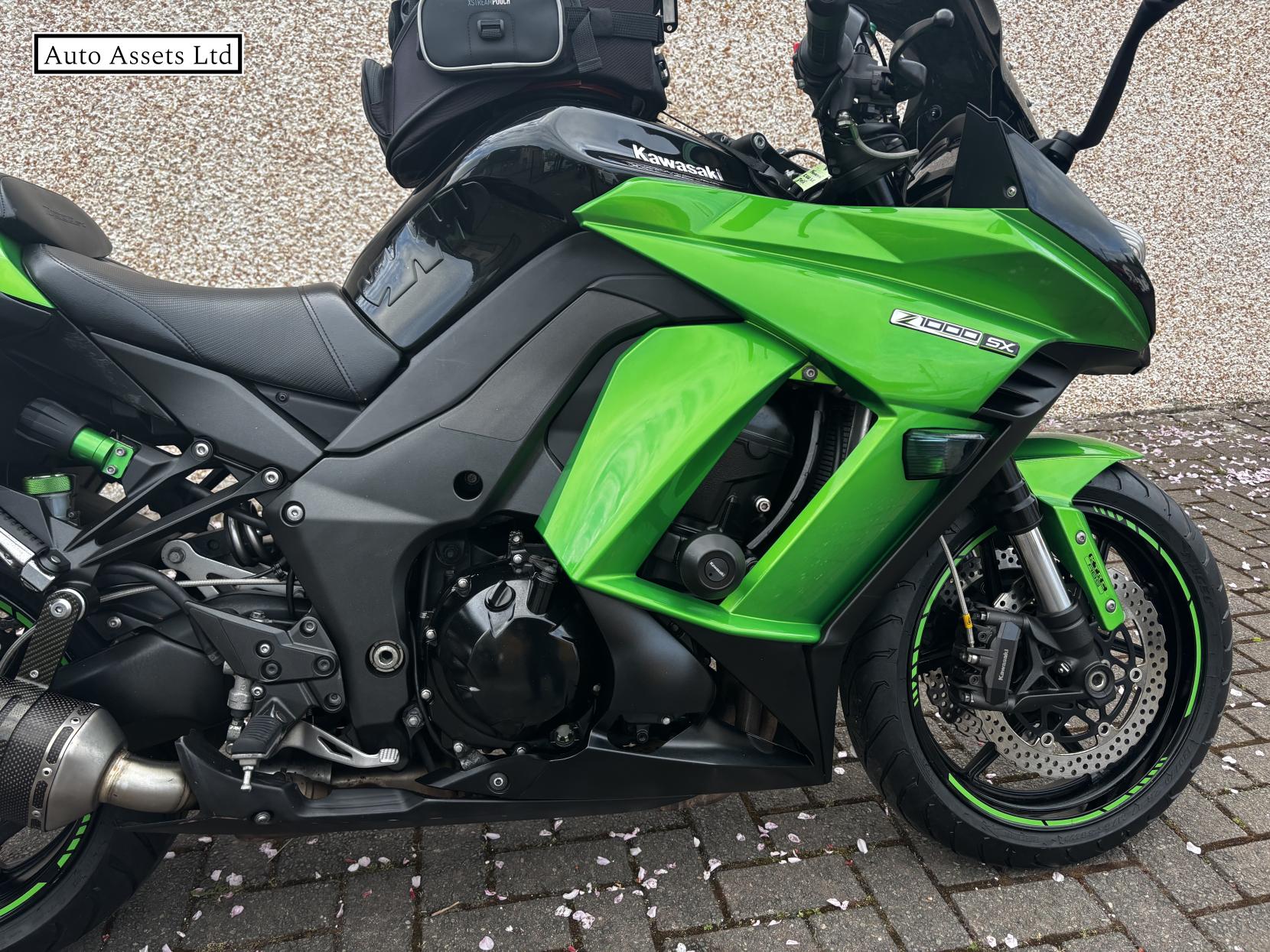 Kawasaki Z1000 SX 1000 ABS Sports Tourer Petrol Manual (142 ps)
