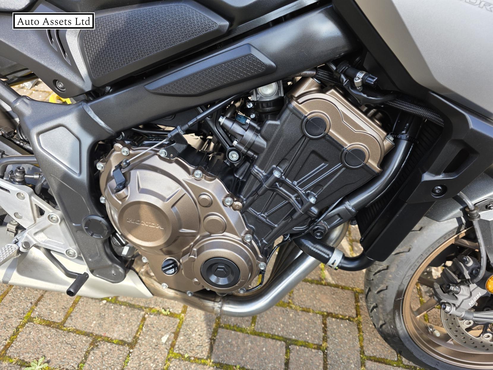 Honda CB650R 650 Naked Petrol Manual Euro 5 (95 ps)