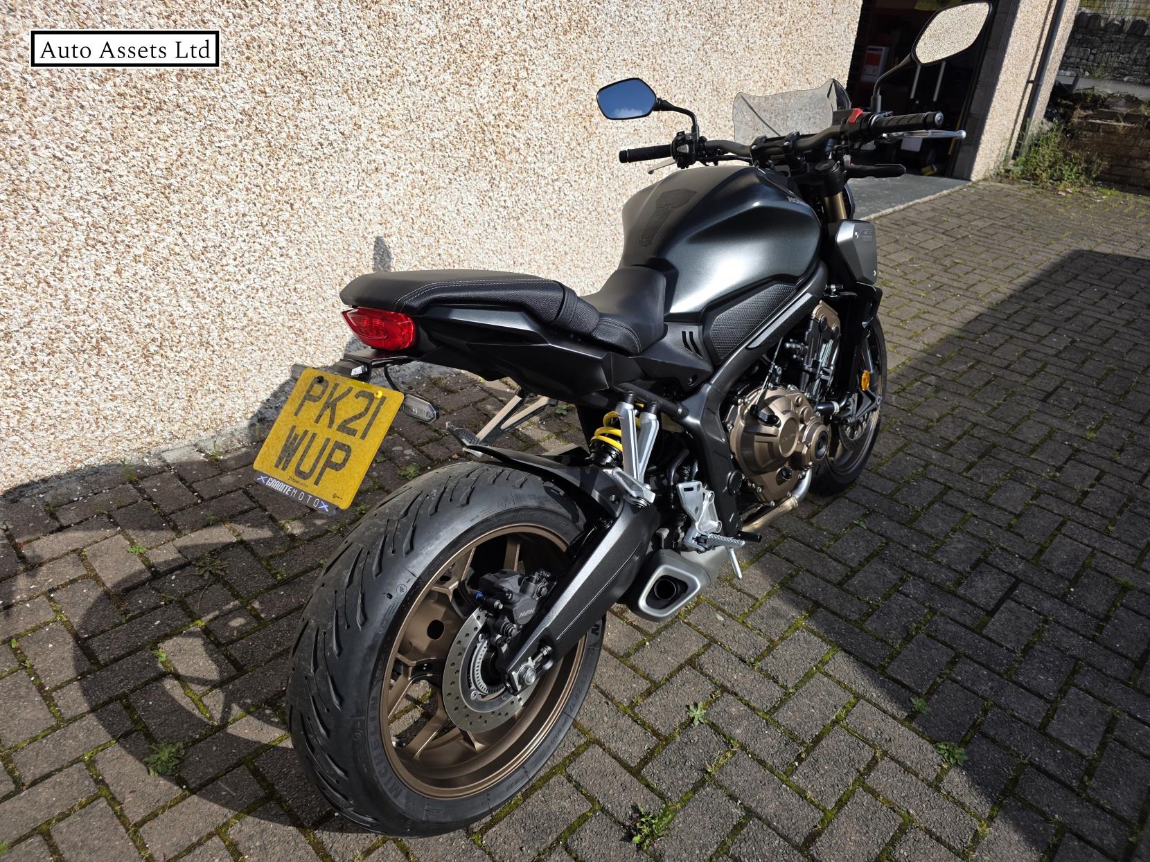 Honda CB650R 650 Naked Petrol Manual Euro 5 (95 ps)