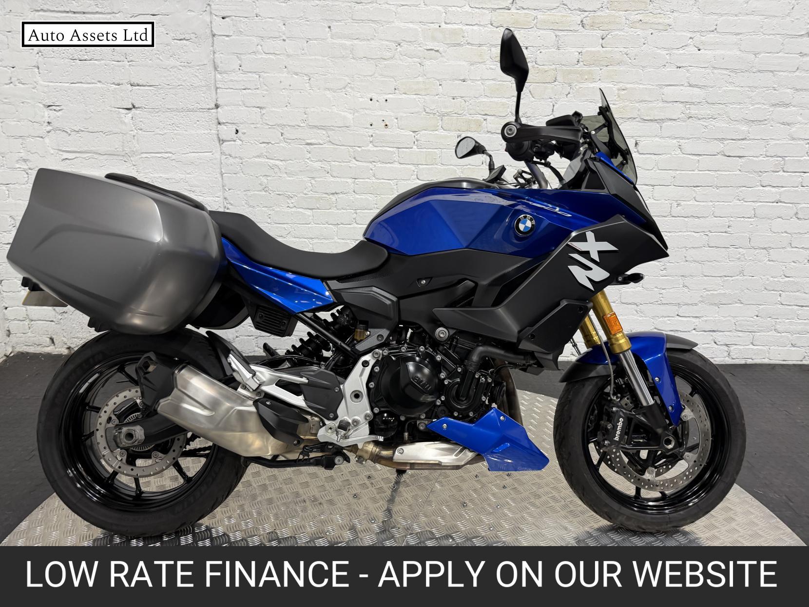 BMW F 900 XR 900 Sports Tourer Petrol Manual Euro 5 (105 ps)