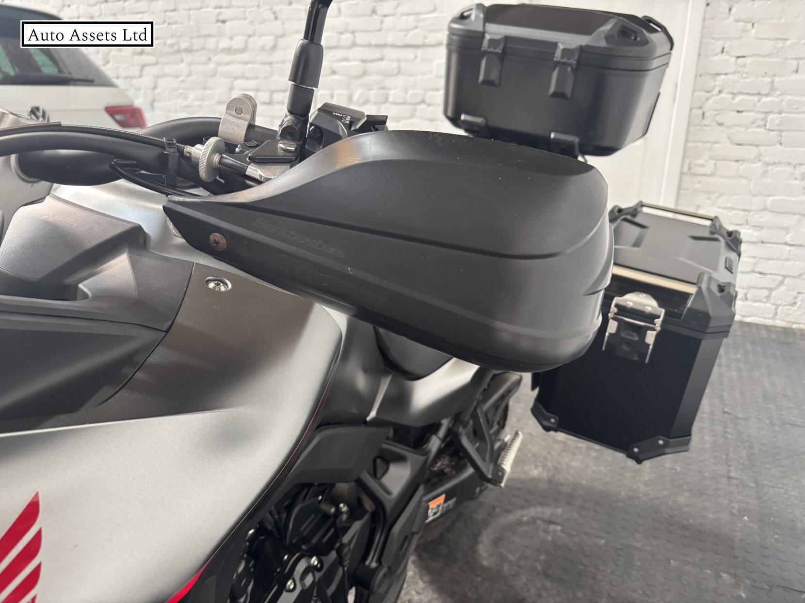 Honda XL750 Transalp 750 Adventure Petrol Manual Euro 5 (91 ps)