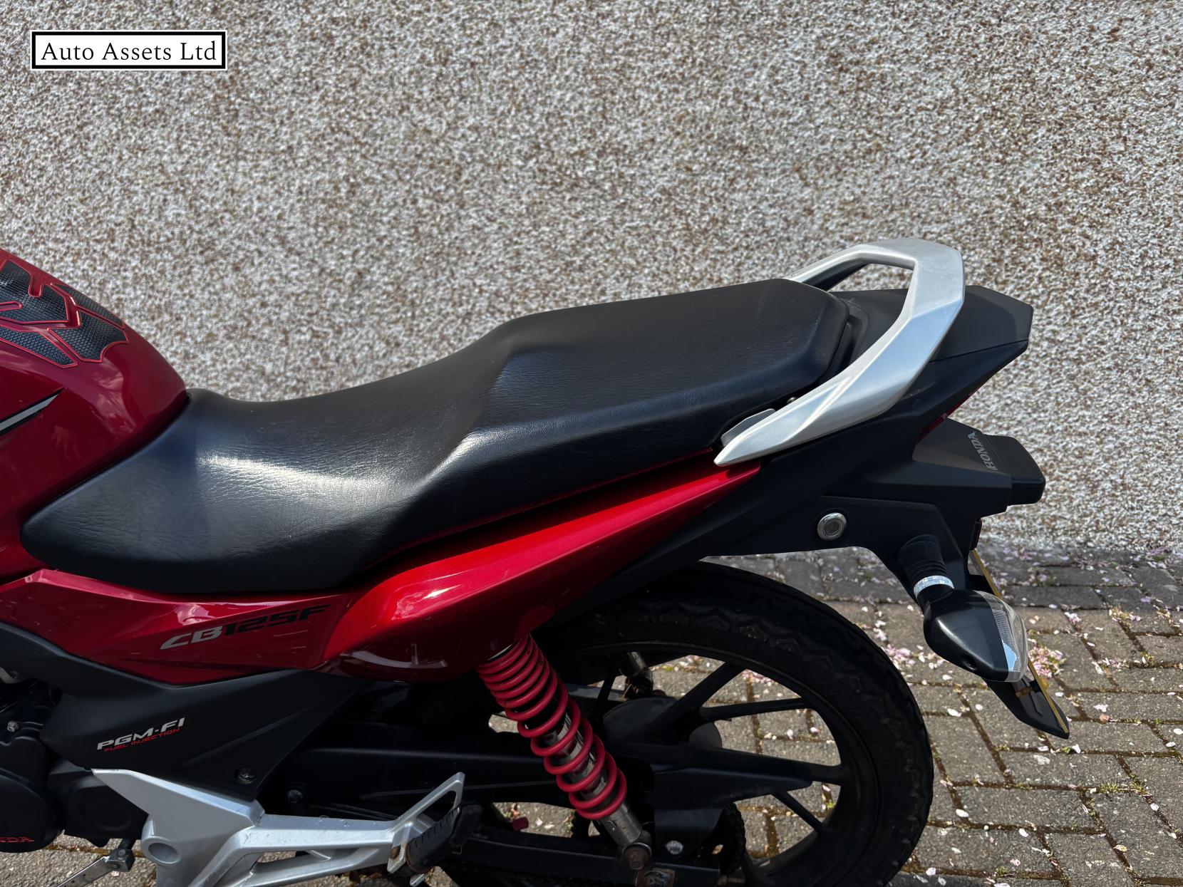 Honda CB125F 125 Naked Petrol Manual (11 ps)