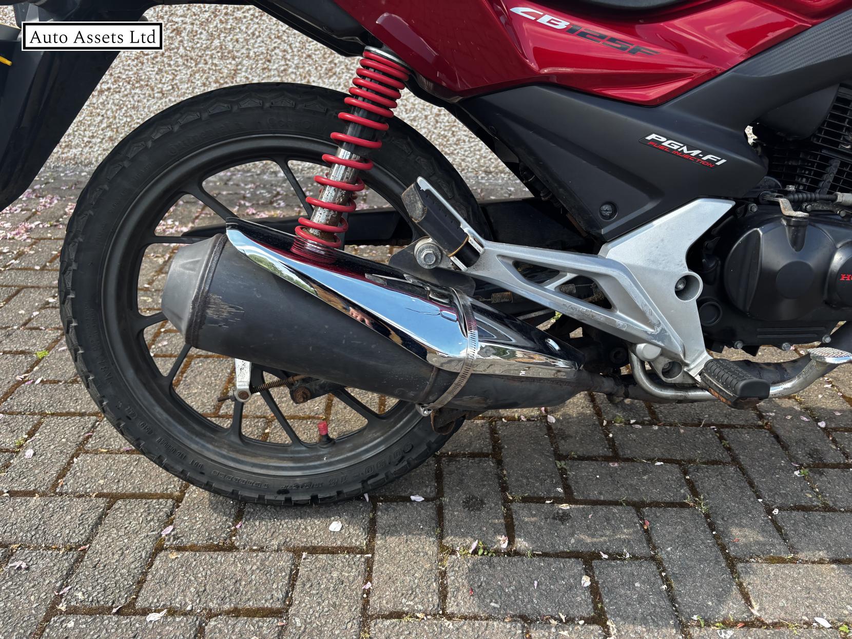 Honda CB125F 125 Naked Petrol Manual (11 ps)