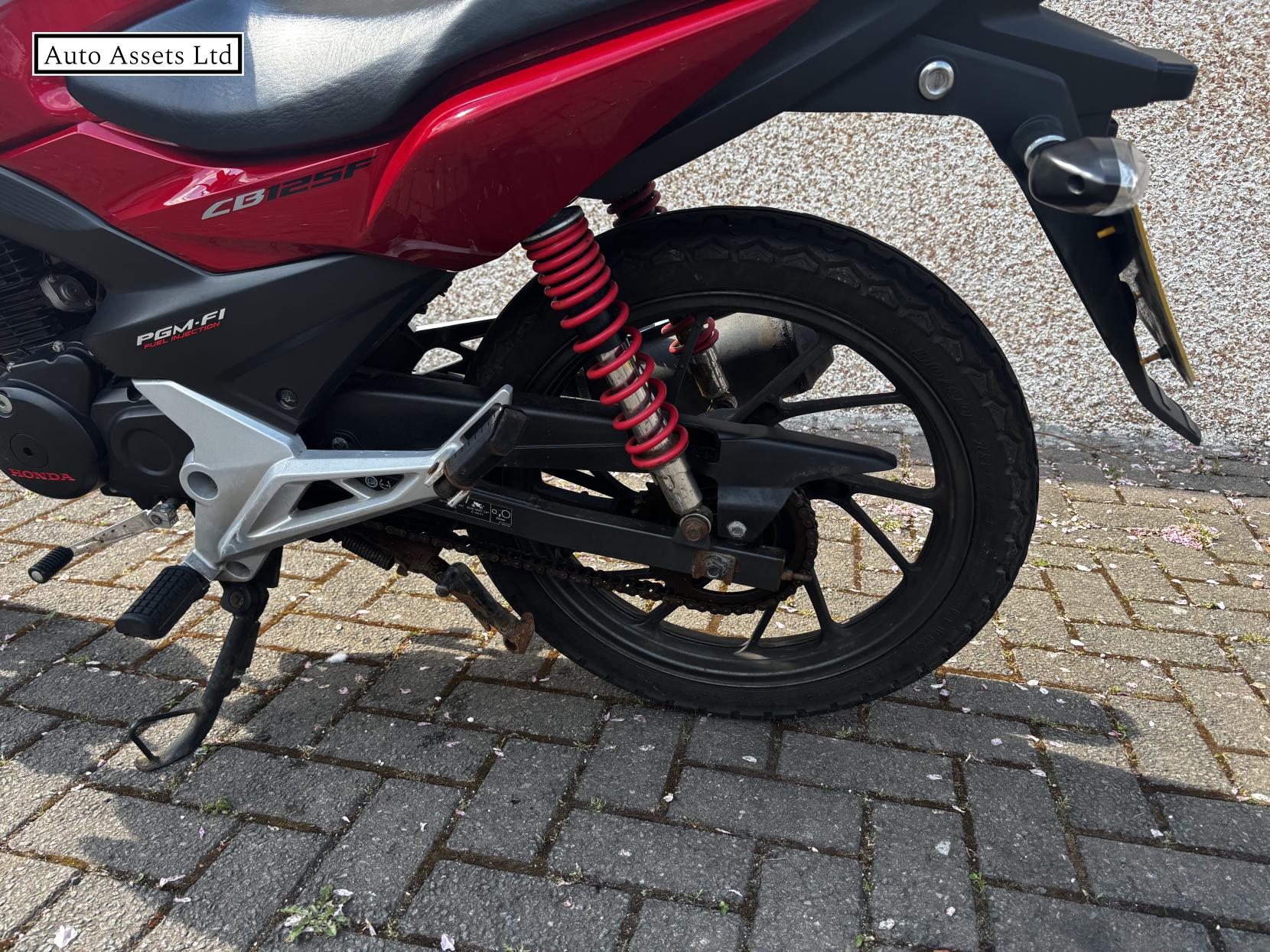 Honda CB125F 125 Naked Petrol Manual (11 ps)