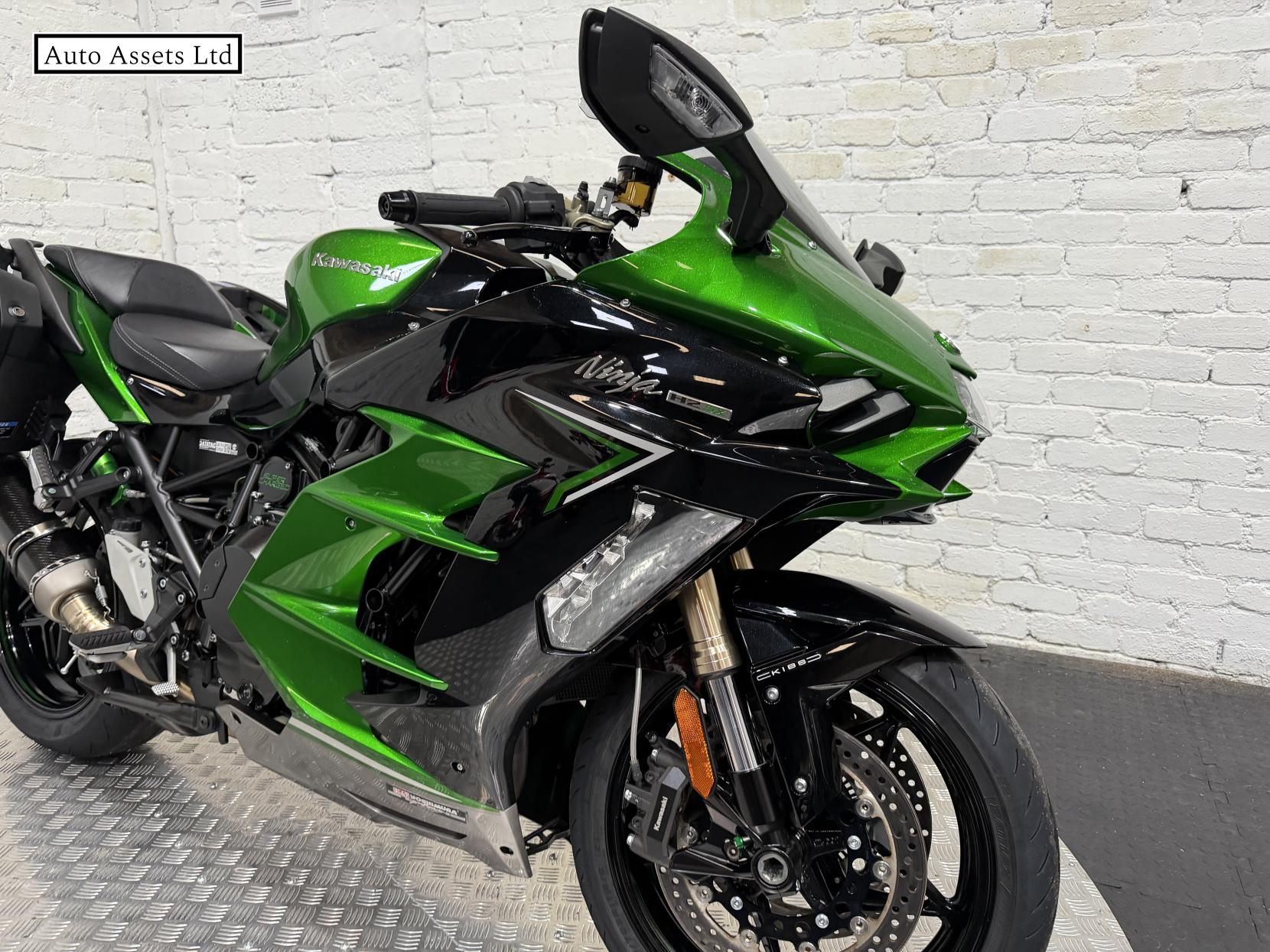 Kawasaki Ninja H2 SX 998 Sports Tourer Petrol Manual Euro 5 (200 ps)