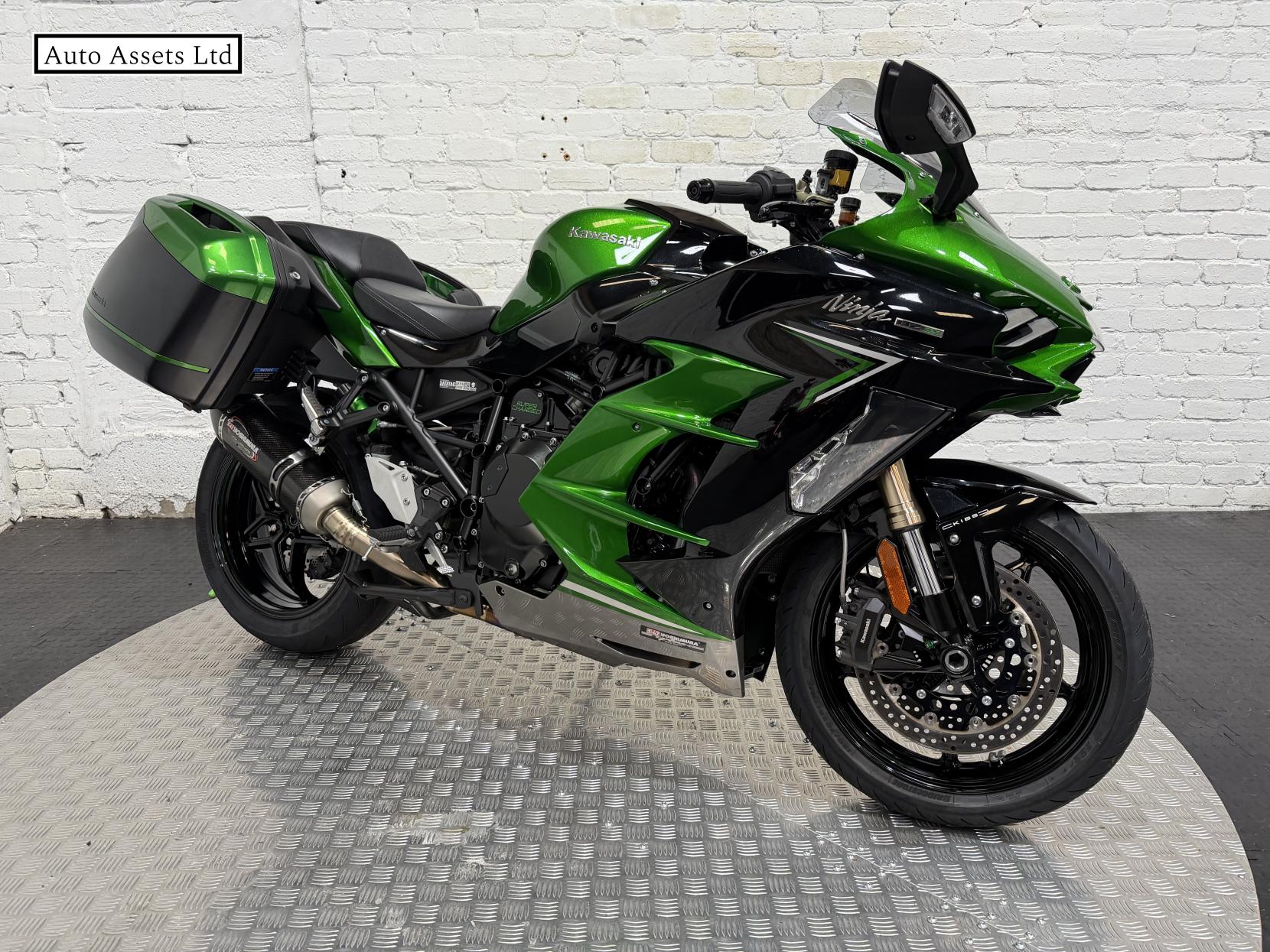 Kawasaki Ninja H2 SX 998 Sports Tourer Petrol Manual Euro 5 (200 ps)
