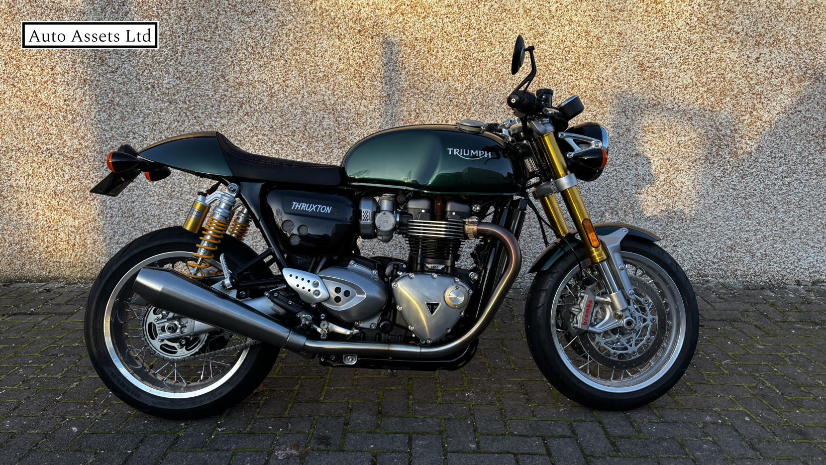 Triumph Thruxton 1200 R 1200 R ABS Naked Petrol Manual (96 bhp)