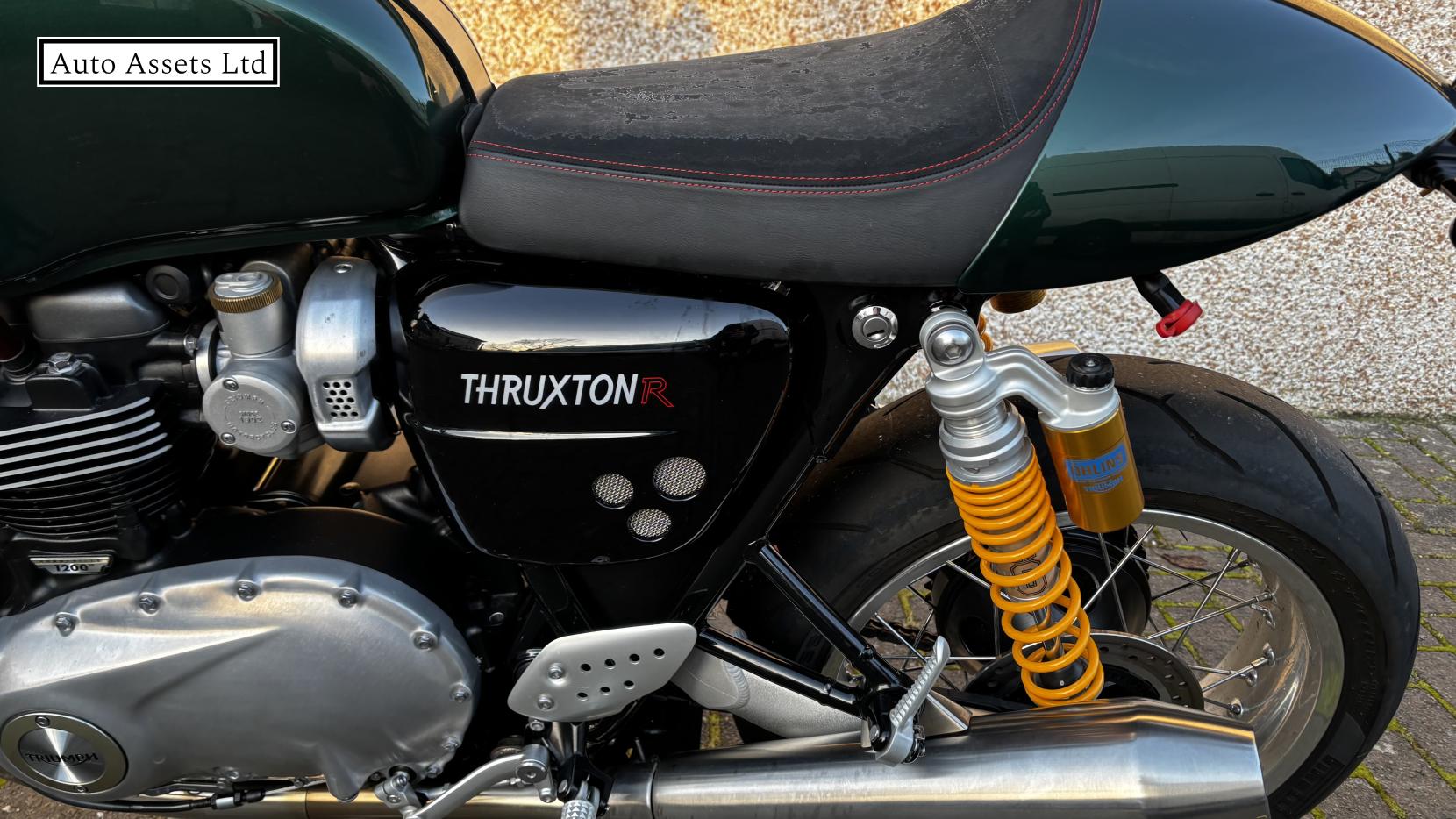 Triumph Thruxton 1200 R 1200 R ABS Naked Petrol Manual (96 bhp)