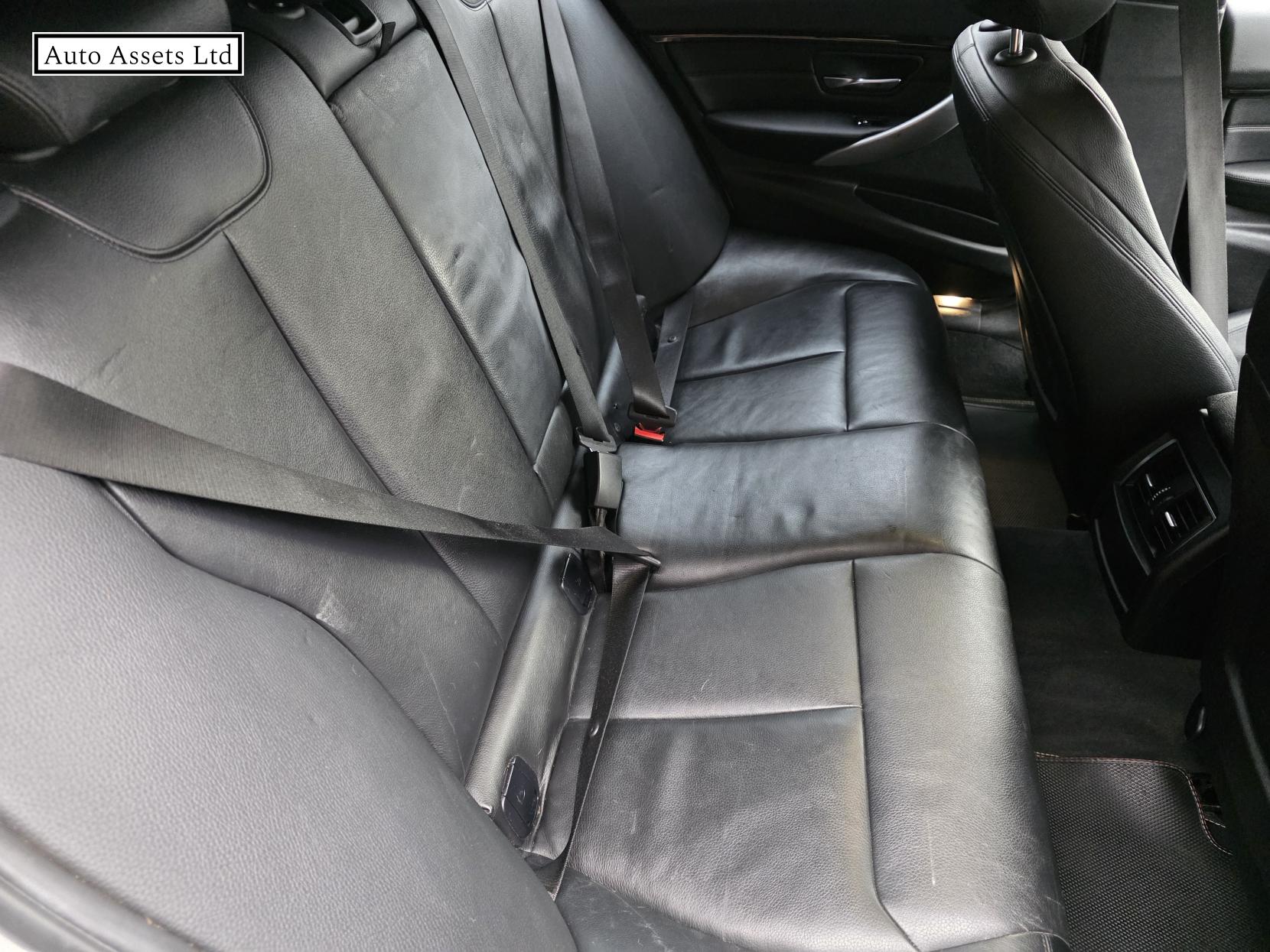 BMW 3 Series 2.0 320d M Sport Touring 5dr Diesel Manual Euro 6 (s/s) (190 ps)