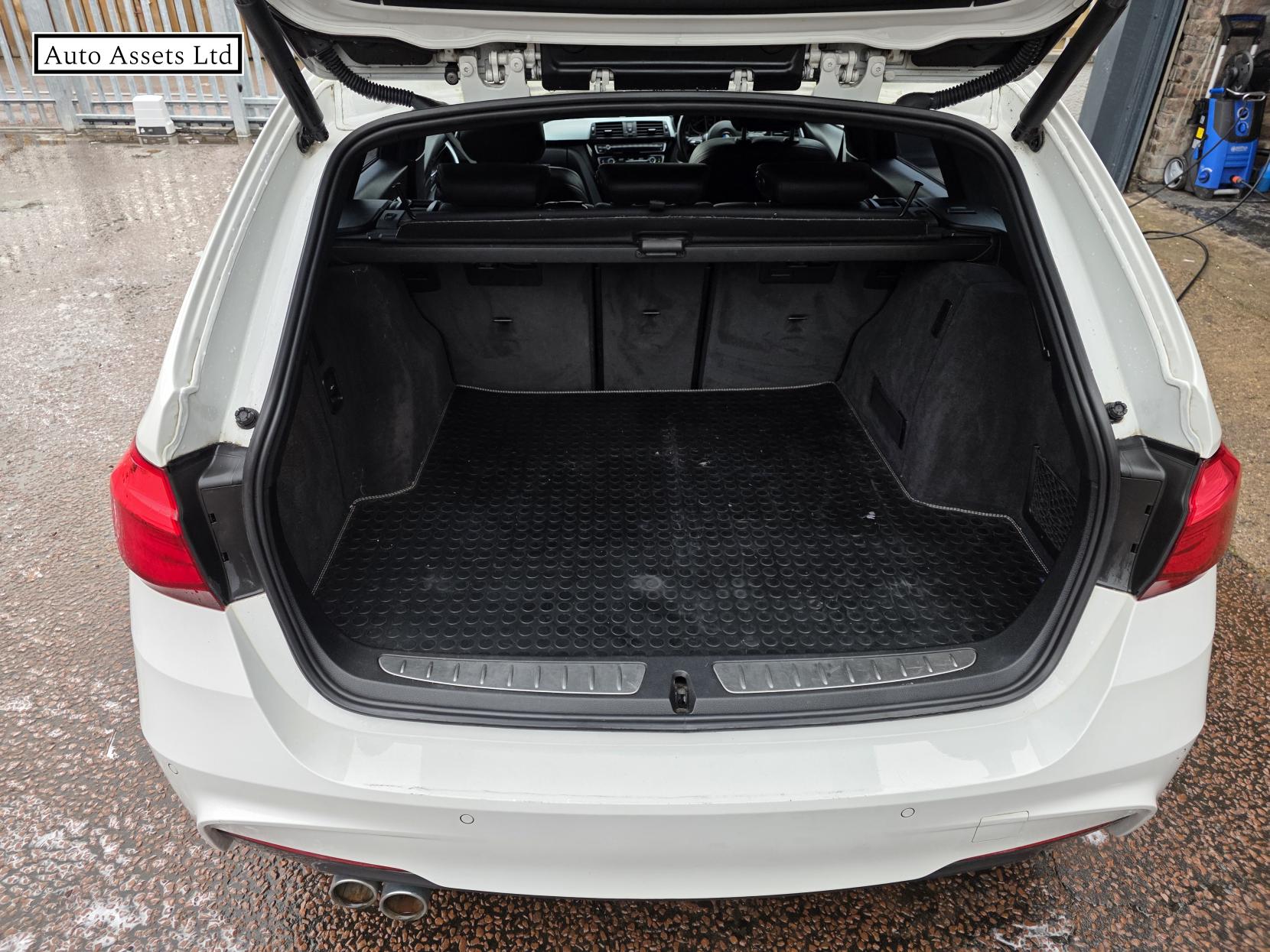 BMW 3 Series 2.0 320d M Sport Touring 5dr Diesel Manual Euro 6 (s/s) (190 ps)