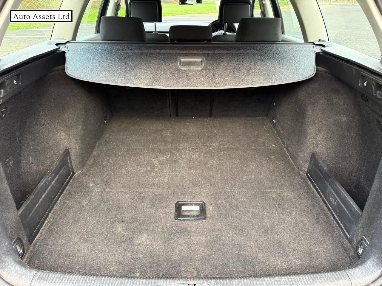 Volkswagen Passat 2.0 TDI BlueMotion Tech SE Estate 5dr Diesel Manual Euro 5 (s/s) (140 ps)