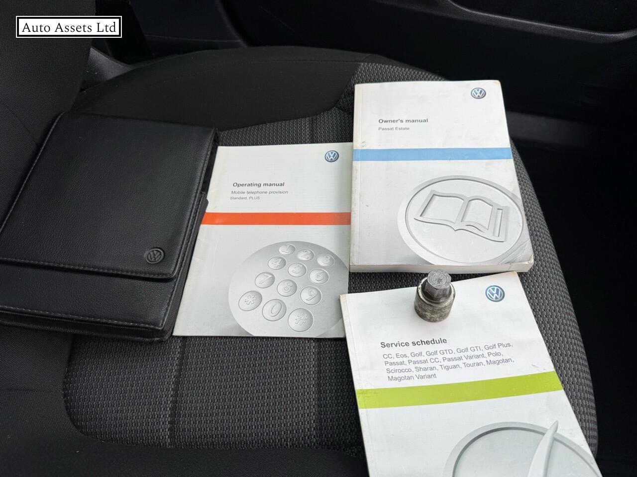 Volkswagen Passat 2.0 TDI BlueMotion Tech SE Estate 5dr Diesel Manual Euro 5 (s/s) (140 ps)