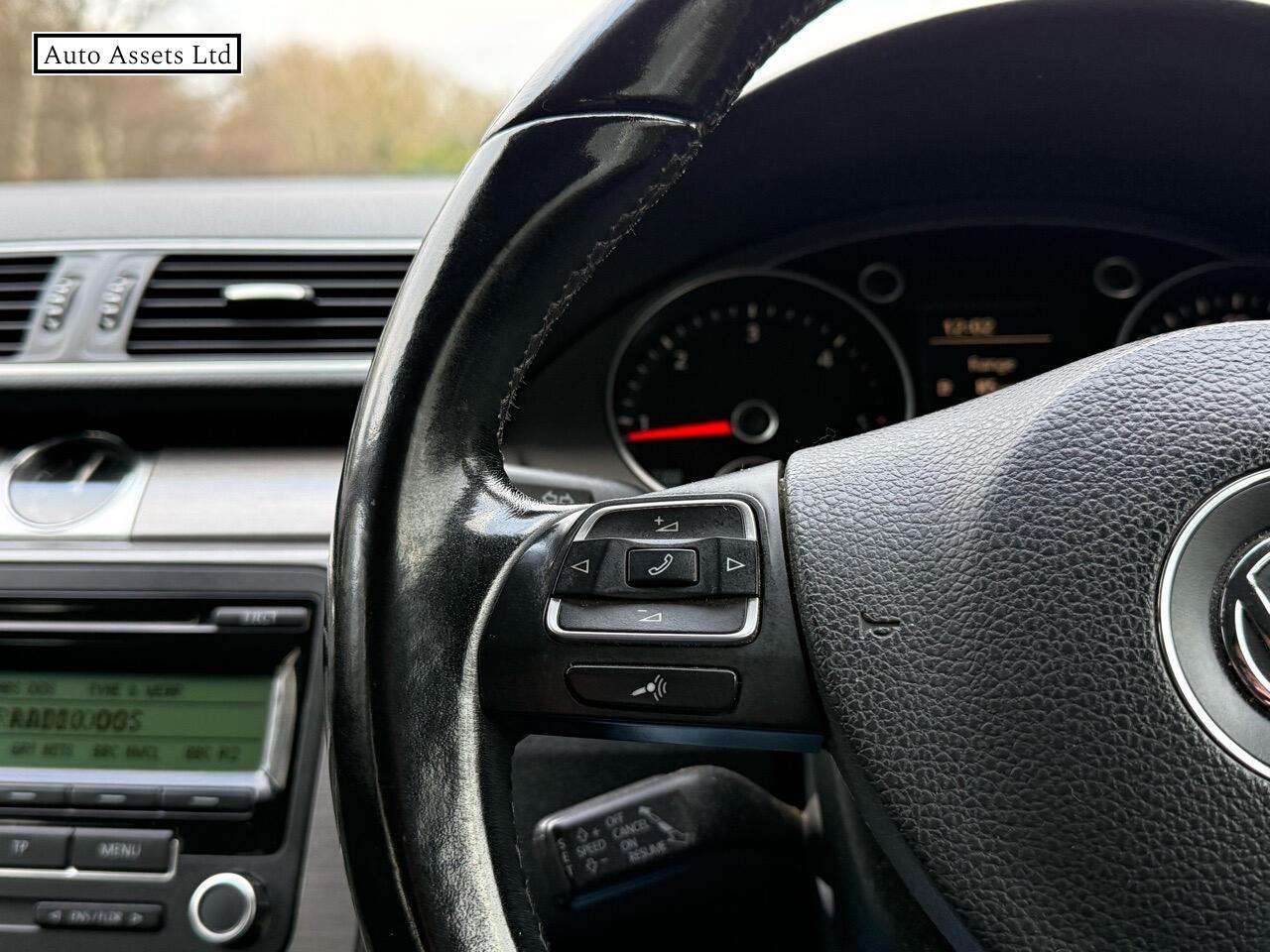 Volkswagen Passat 2.0 TDI BlueMotion Tech SE Estate 5dr Diesel Manual Euro 5 (s/s) (140 ps)