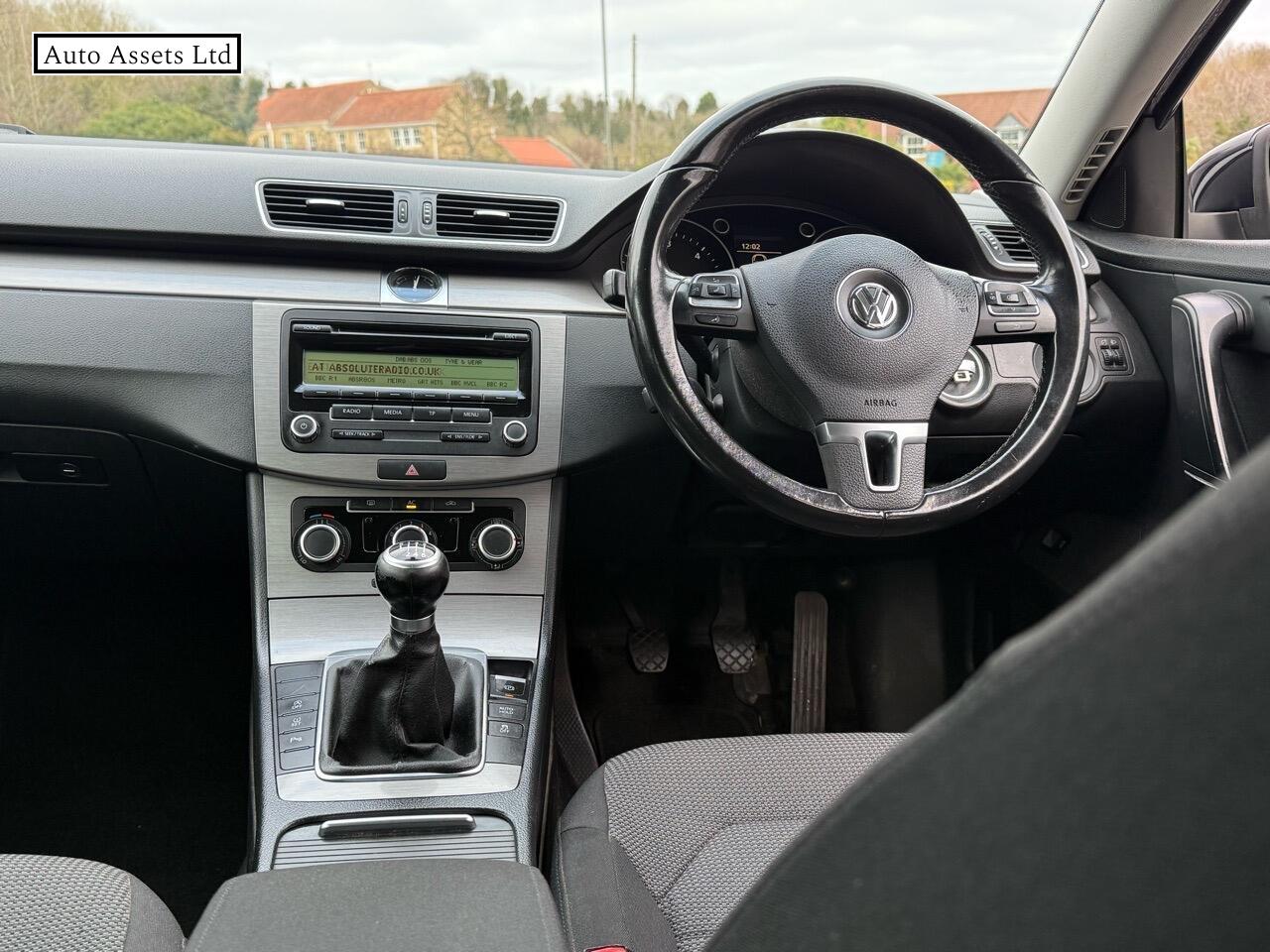 Volkswagen Passat 2.0 TDI BlueMotion Tech SE Estate 5dr Diesel Manual Euro 5 (s/s) (140 ps)