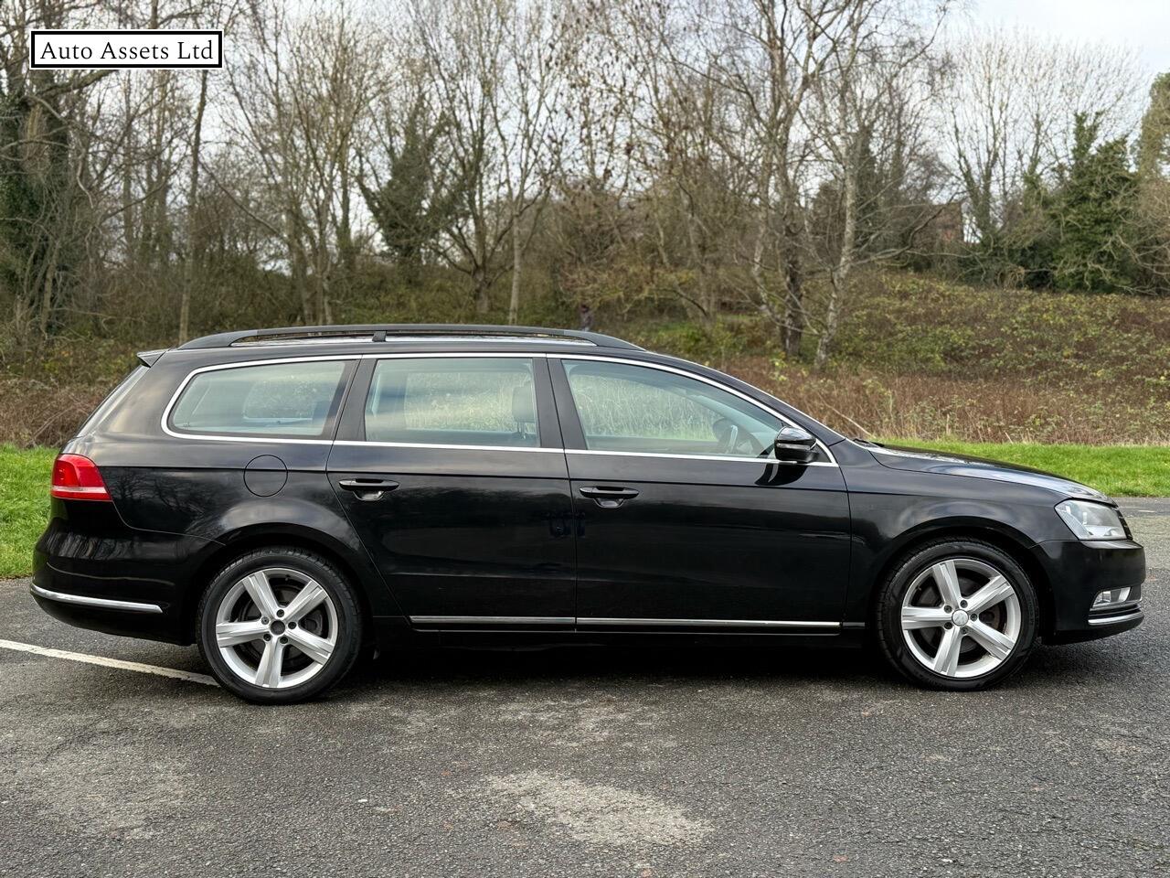 Volkswagen Passat 2.0 TDI BlueMotion Tech SE Estate 5dr Diesel Manual Euro 5 (s/s) (140 ps)