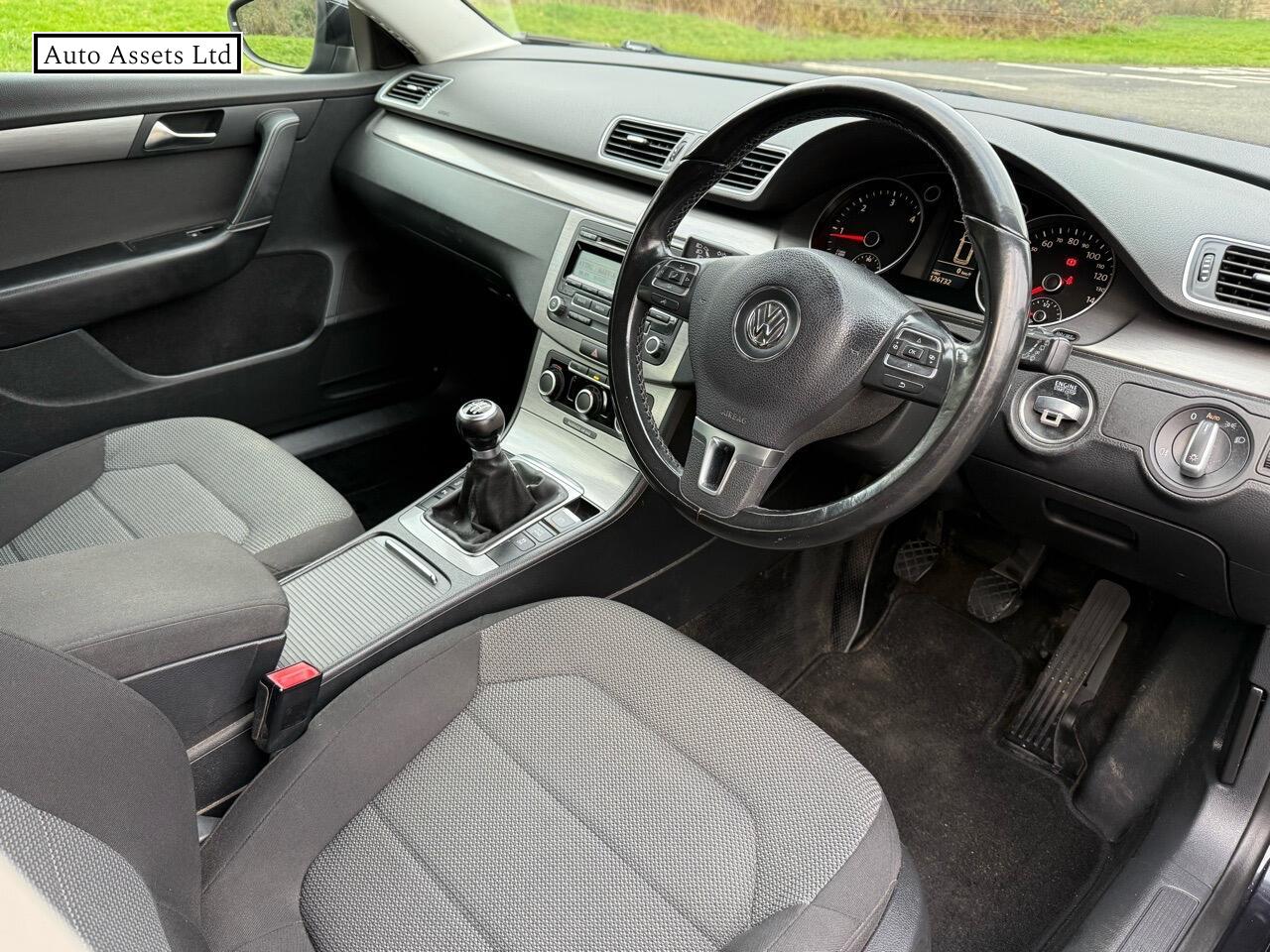 Volkswagen Passat 2.0 TDI BlueMotion Tech SE Estate 5dr Diesel Manual Euro 5 (s/s) (140 ps)