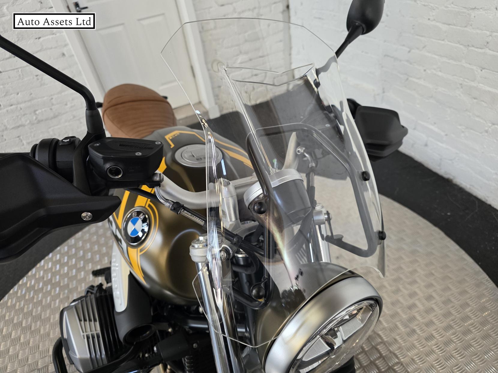 BMW R nineT Scrambler 1170 Roadster/Retro Petrol Manual Euro 5 (108 ps)