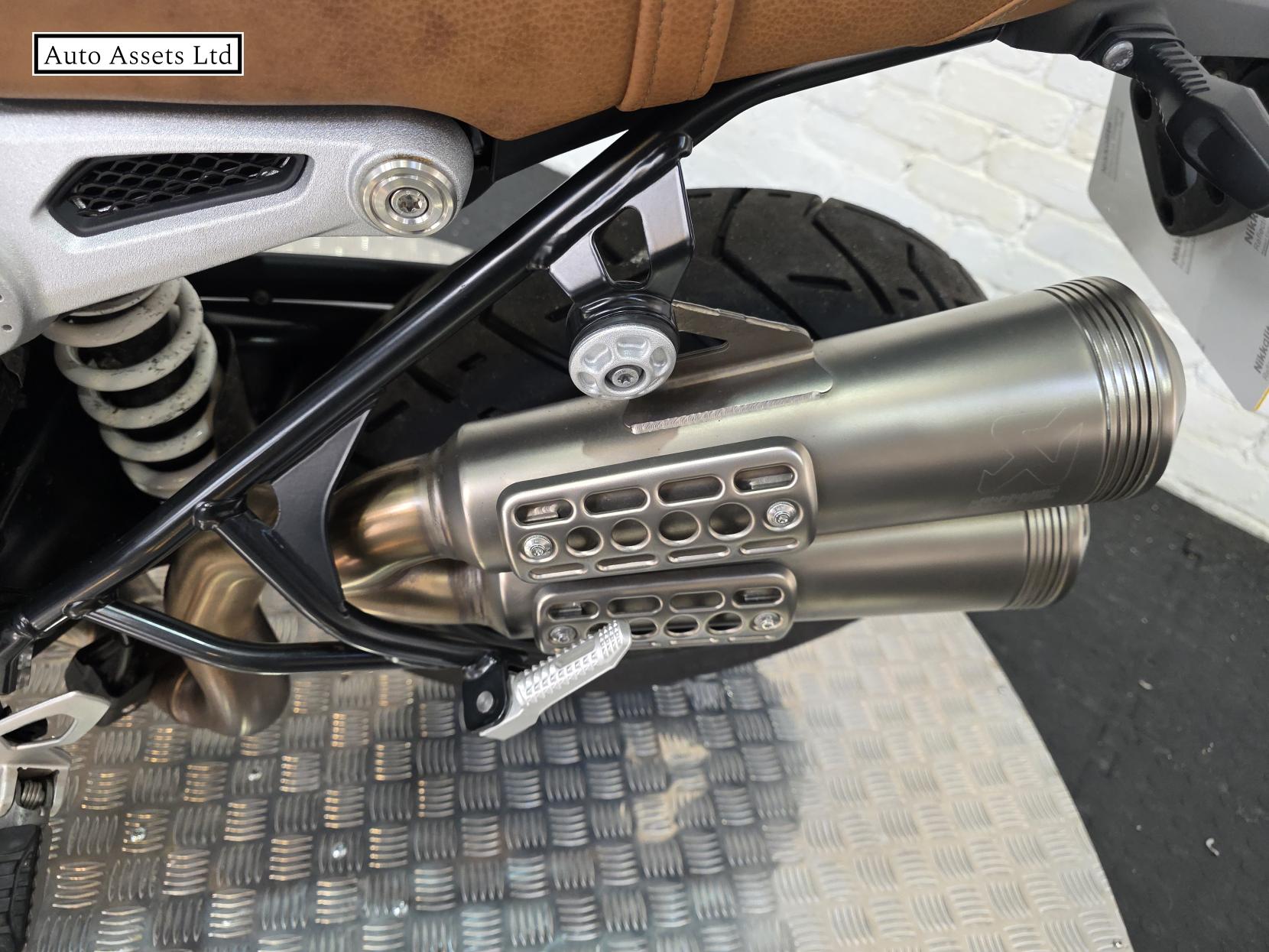 BMW R nineT Scrambler 1170 Roadster/Retro Petrol Manual Euro 5 (108 ps)