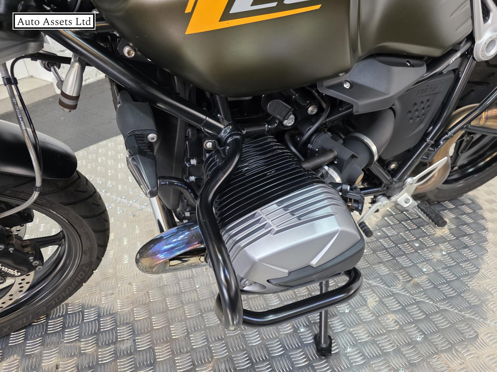 BMW R nineT Scrambler 1170 Roadster/Retro Petrol Manual Euro 5 (108 ps)