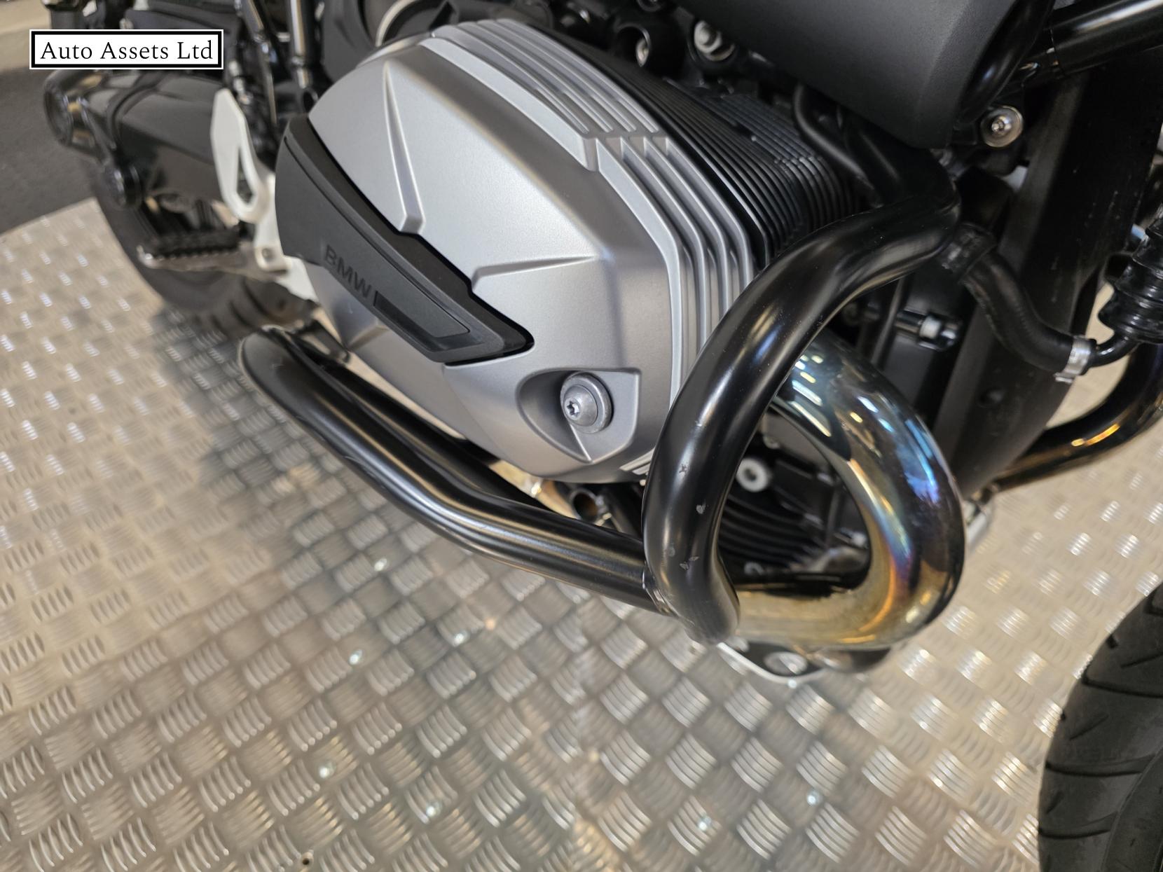 BMW R nineT Scrambler 1170 Roadster/Retro Petrol Manual Euro 5 (108 ps)