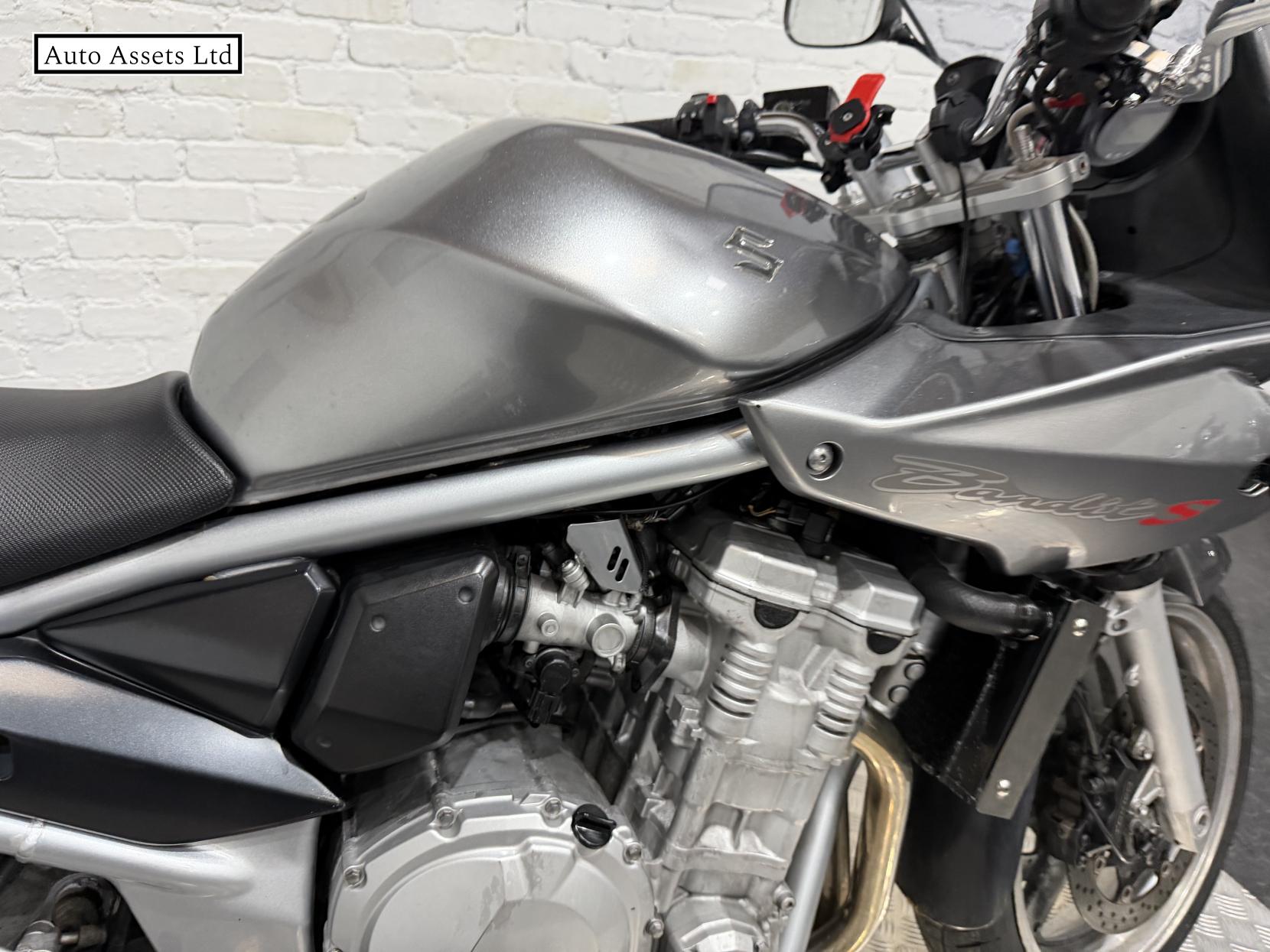 Suzuki Bandit 650S 650 Sports Tourer Petrol Manual (85 ps)