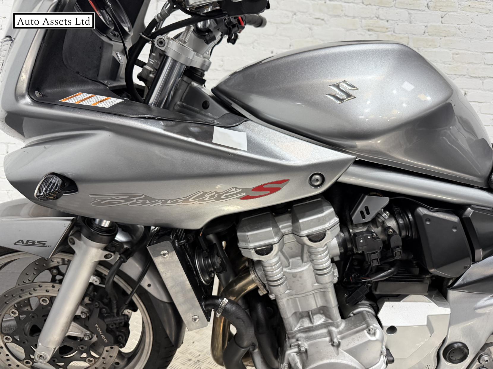 Suzuki Bandit 650S 650 Sports Tourer Petrol Manual (85 ps)