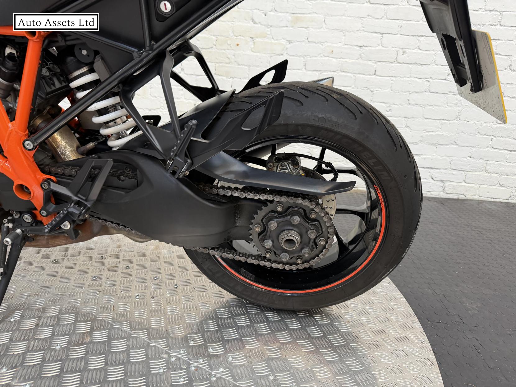 KTM 1290 Super Duke GT 1290 Sports Tourer Petrol Manual Euro 4 (175 ps)