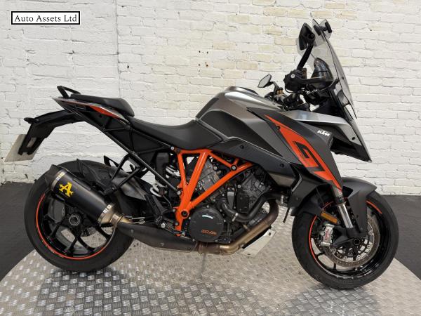 KTM 1290 Super Duke GT 1290 Sports Tourer Petrol Manual Euro 4 (175 ps)