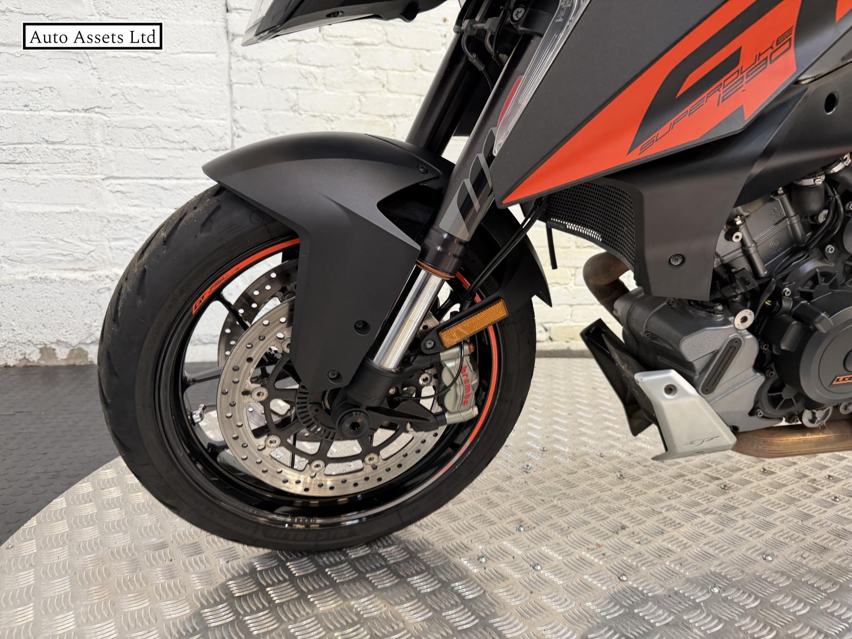 KTM 1290 Super Duke GT 1290 Sports Tourer Petrol Manual Euro 4 (175 ps)