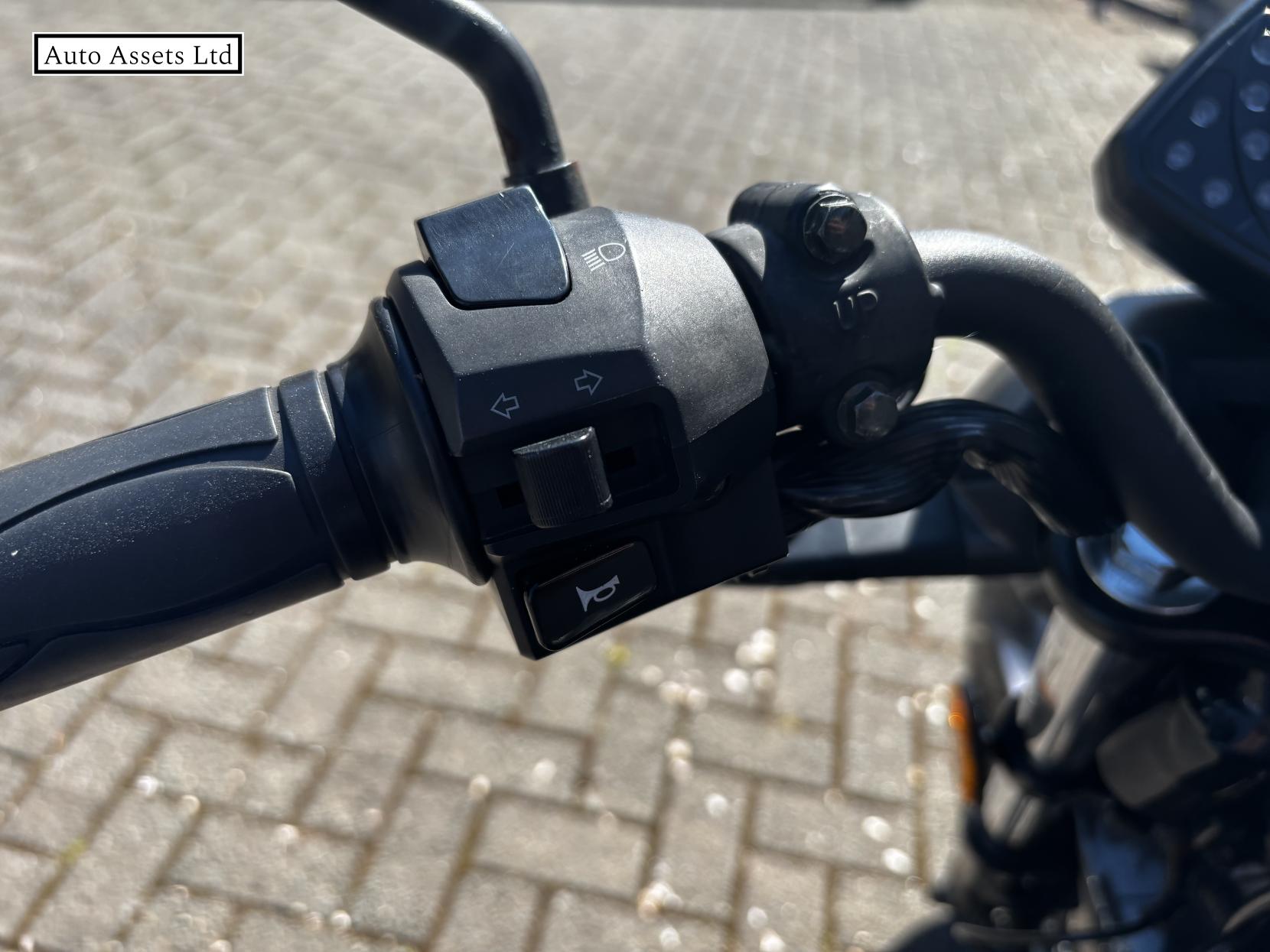 Keeway RKS 125 125 Naked Petrol Manual Euro 4 (12 ps)