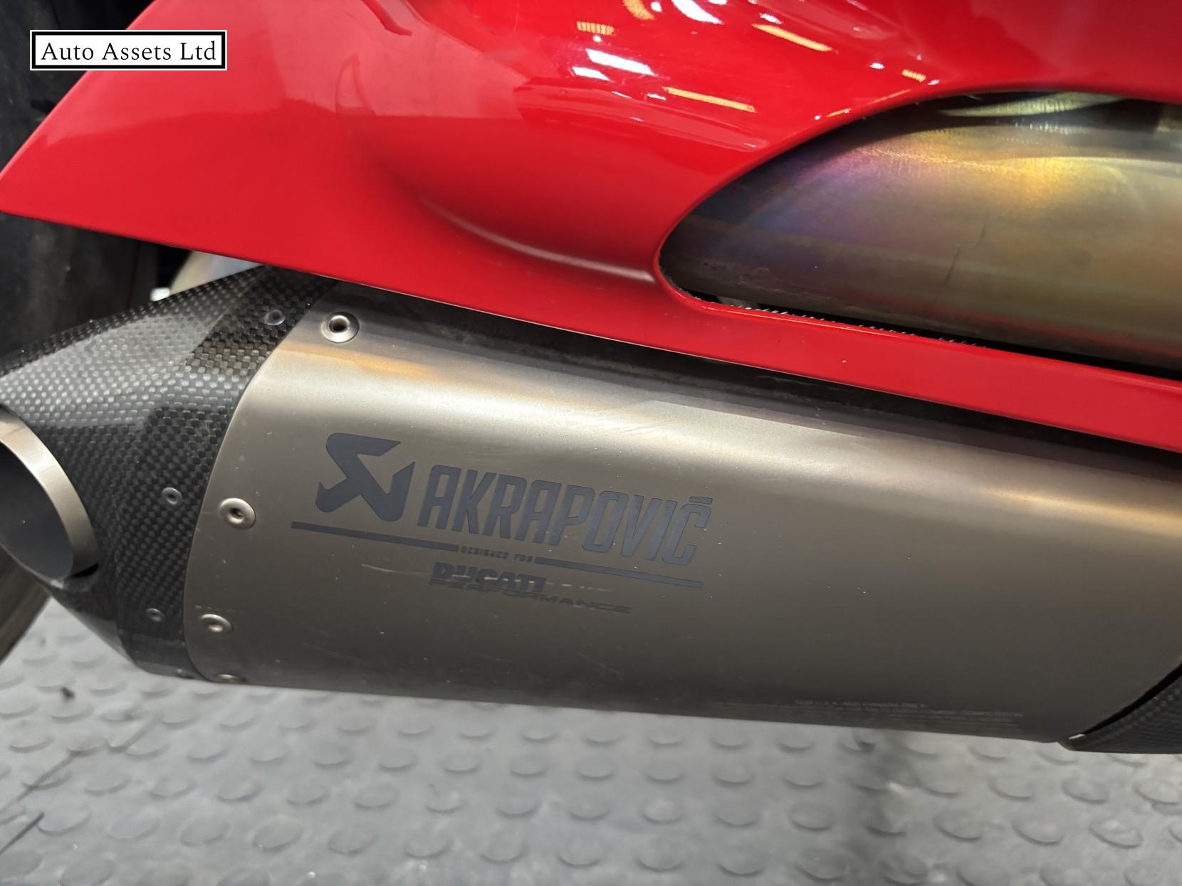Ducati 1299 Panigale 1299 S Super Sports Petrol Manual Euro 3 (197 ps)