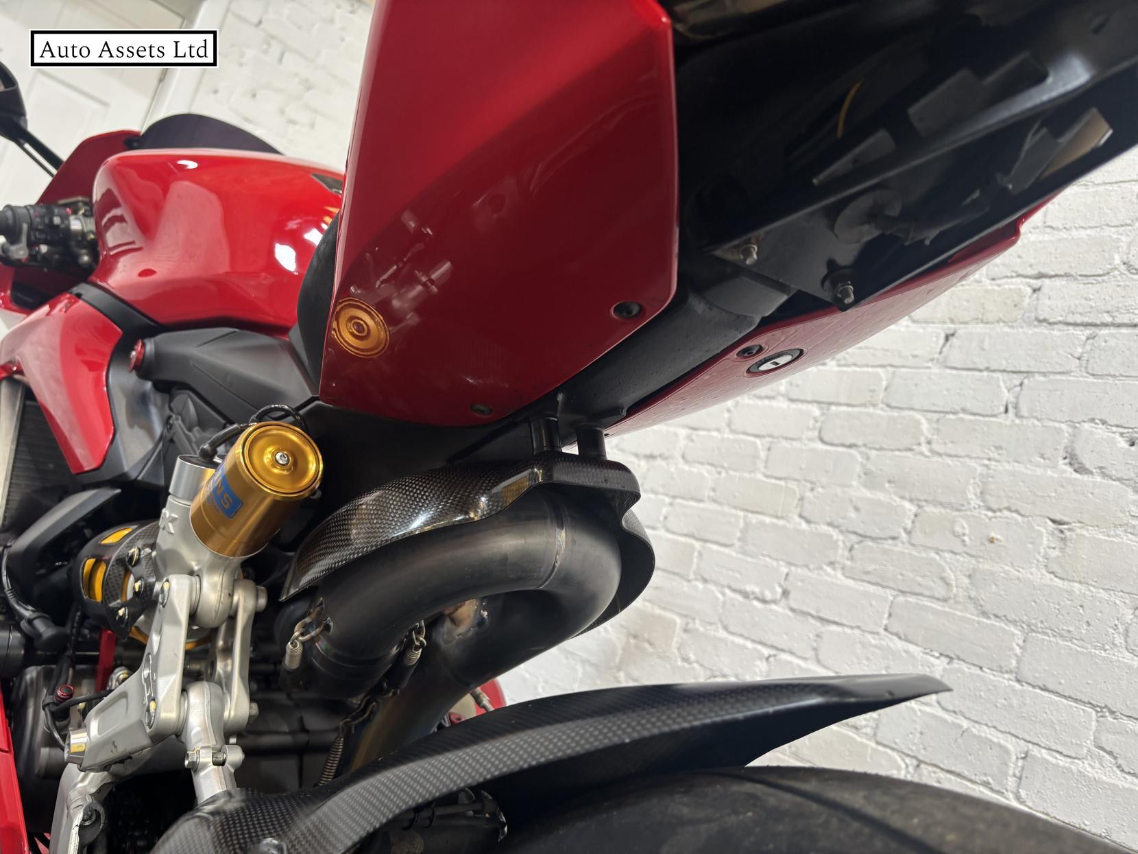 Ducati 1299 Panigale 1299 S Super Sports Petrol Manual Euro 3 (197 ps)