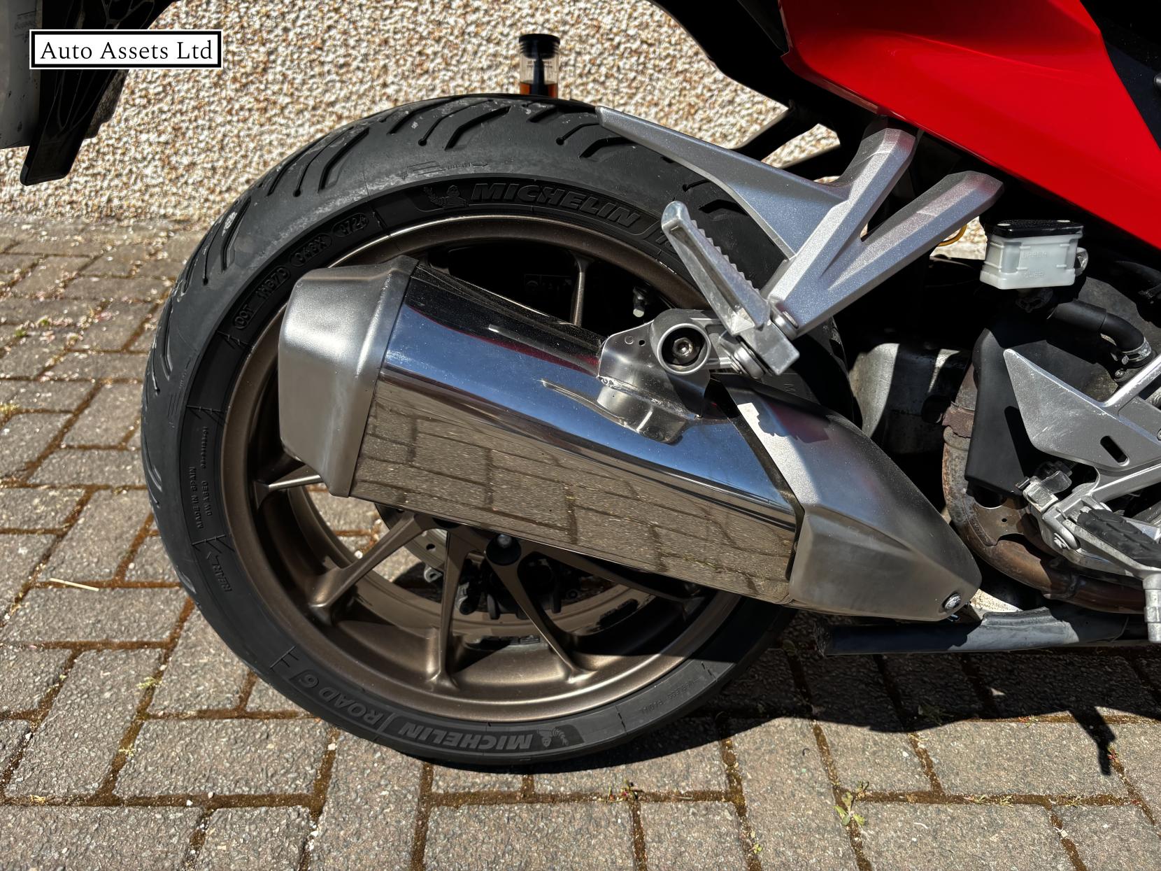 Honda VFR800 800 F Sports Tourer Petrol Manual Euro 4 (107 ps)