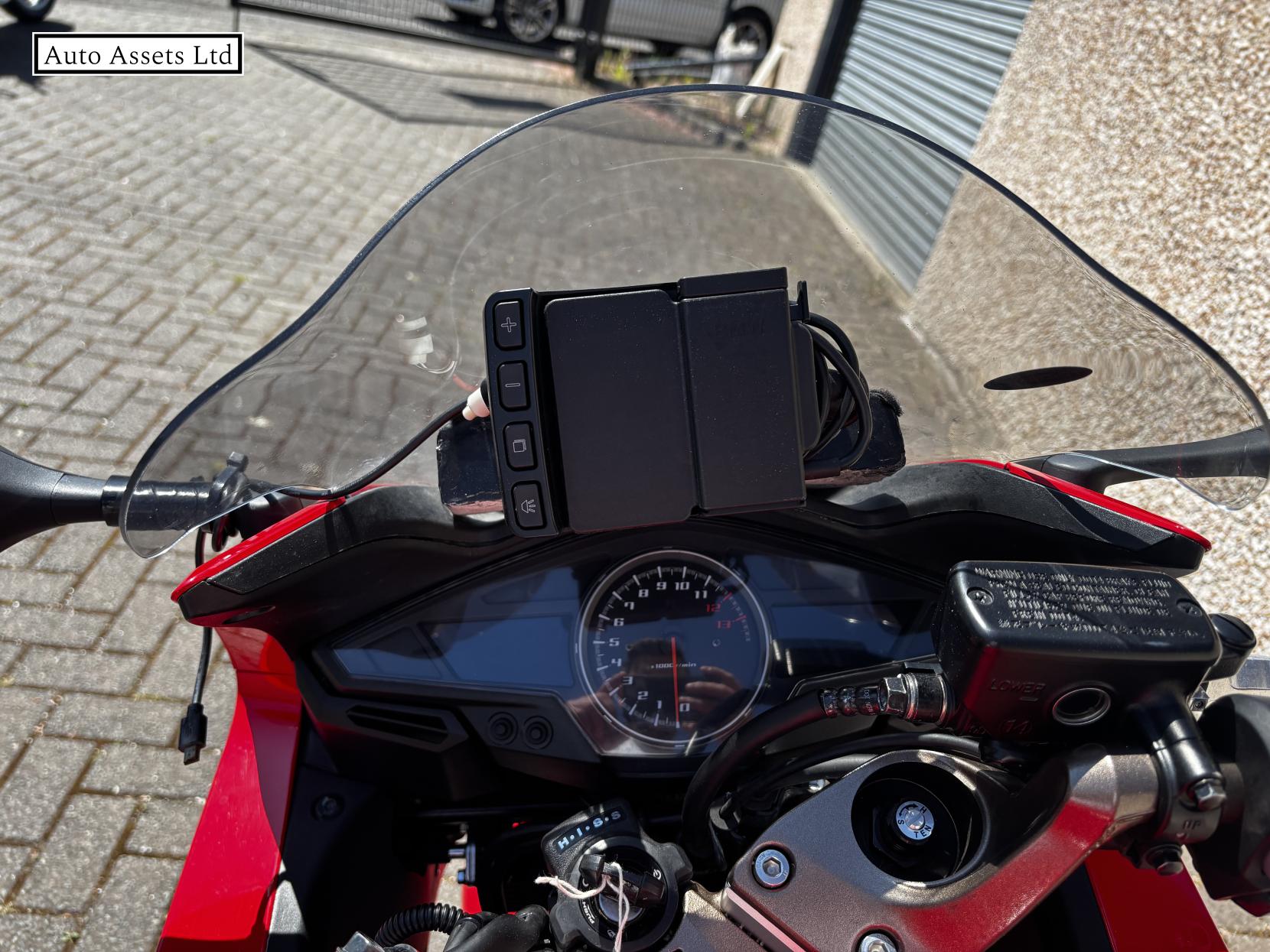 Honda VFR800 800 F Sports Tourer Petrol Manual Euro 4 (107 ps)