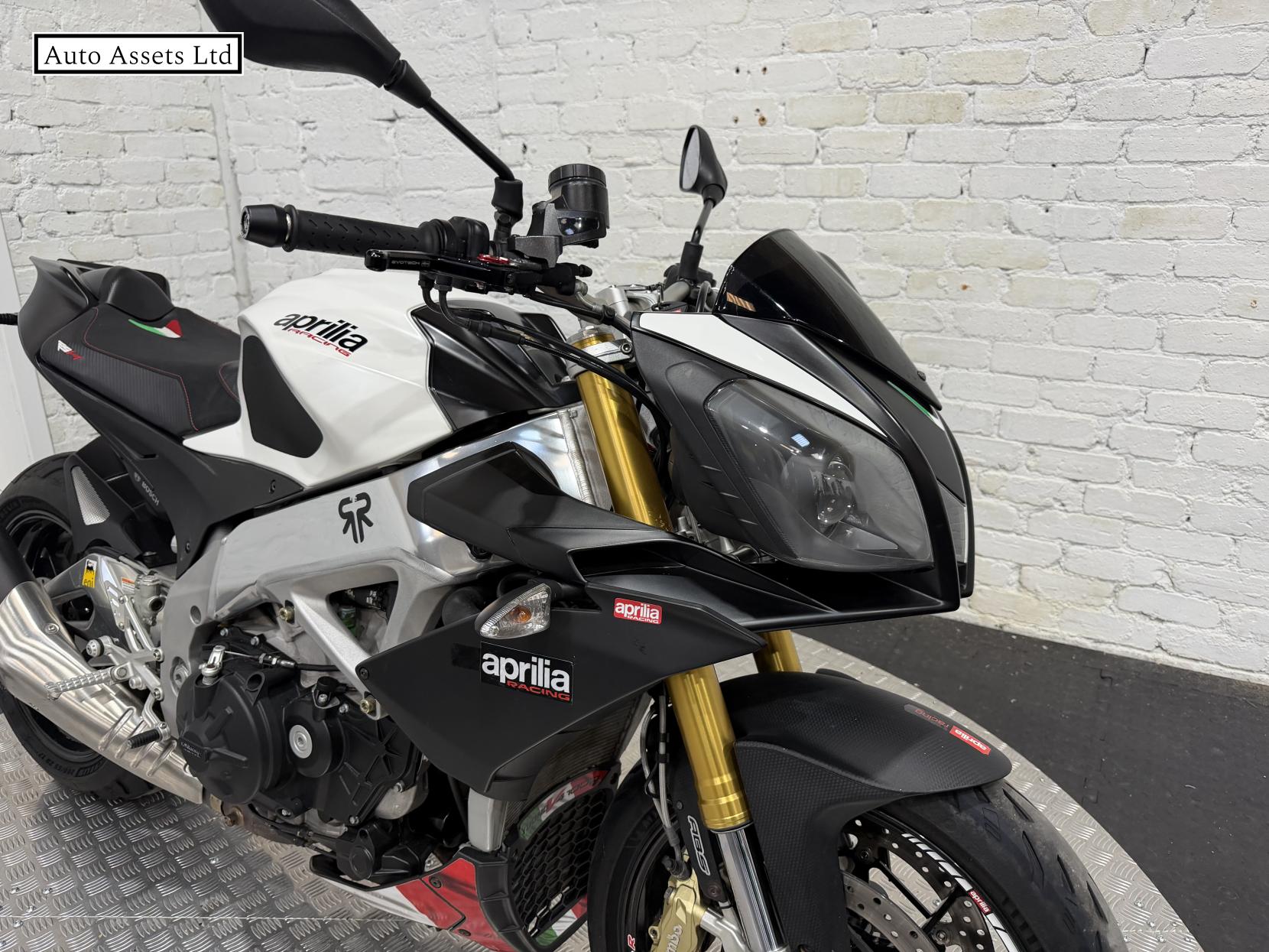 Aprilia Tuono 1000 V4 1000 ABS Sports Tourer Petrol Manual (170 ps)