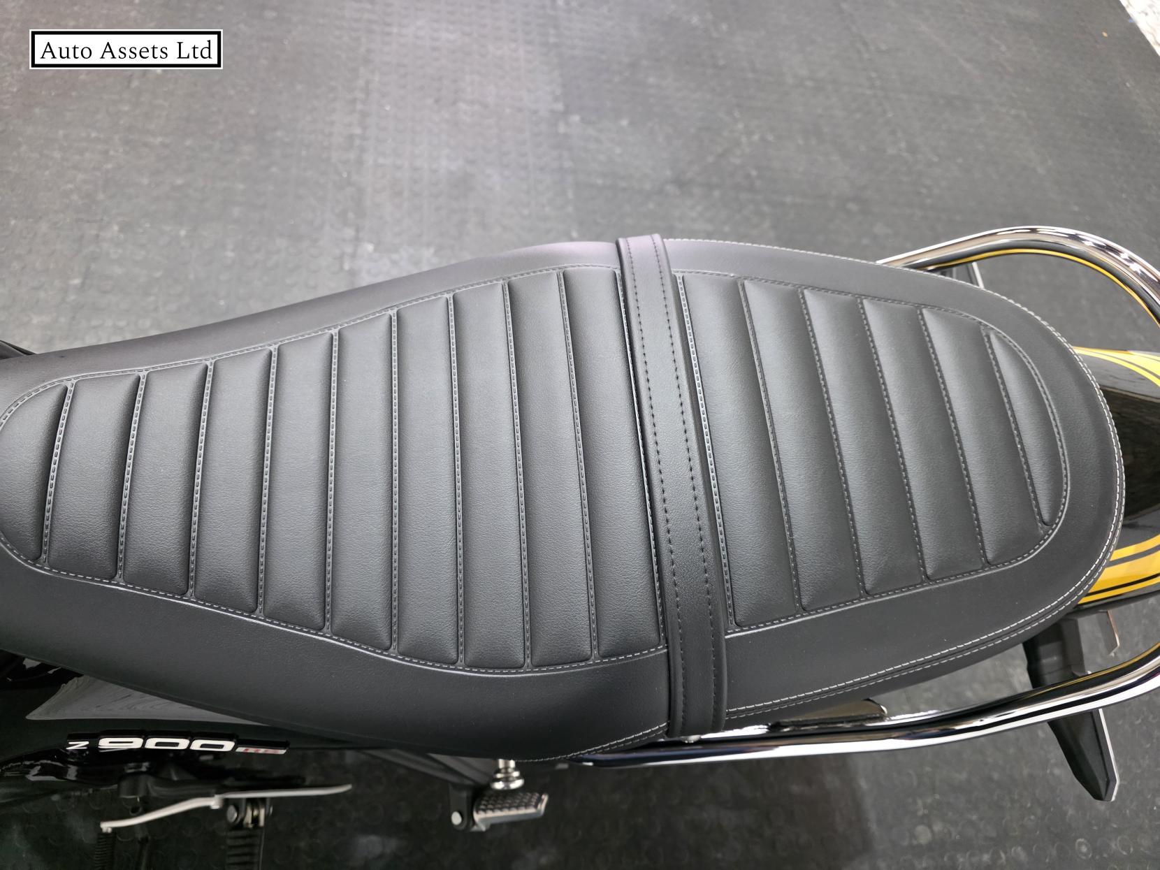 Kawasaki Z900 RS SE 900 Modern Classic Petrol Manual Euro 5 (111 ps)