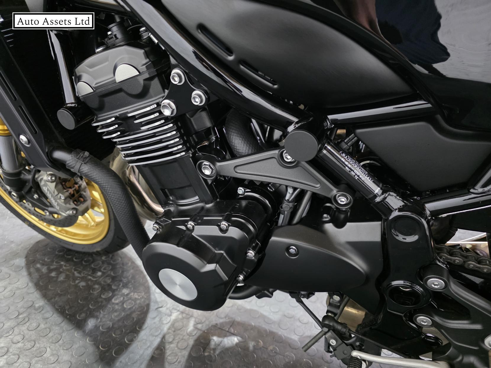 Kawasaki Z900 RS SE 900 Modern Classic Petrol Manual Euro 5 (111 ps)
